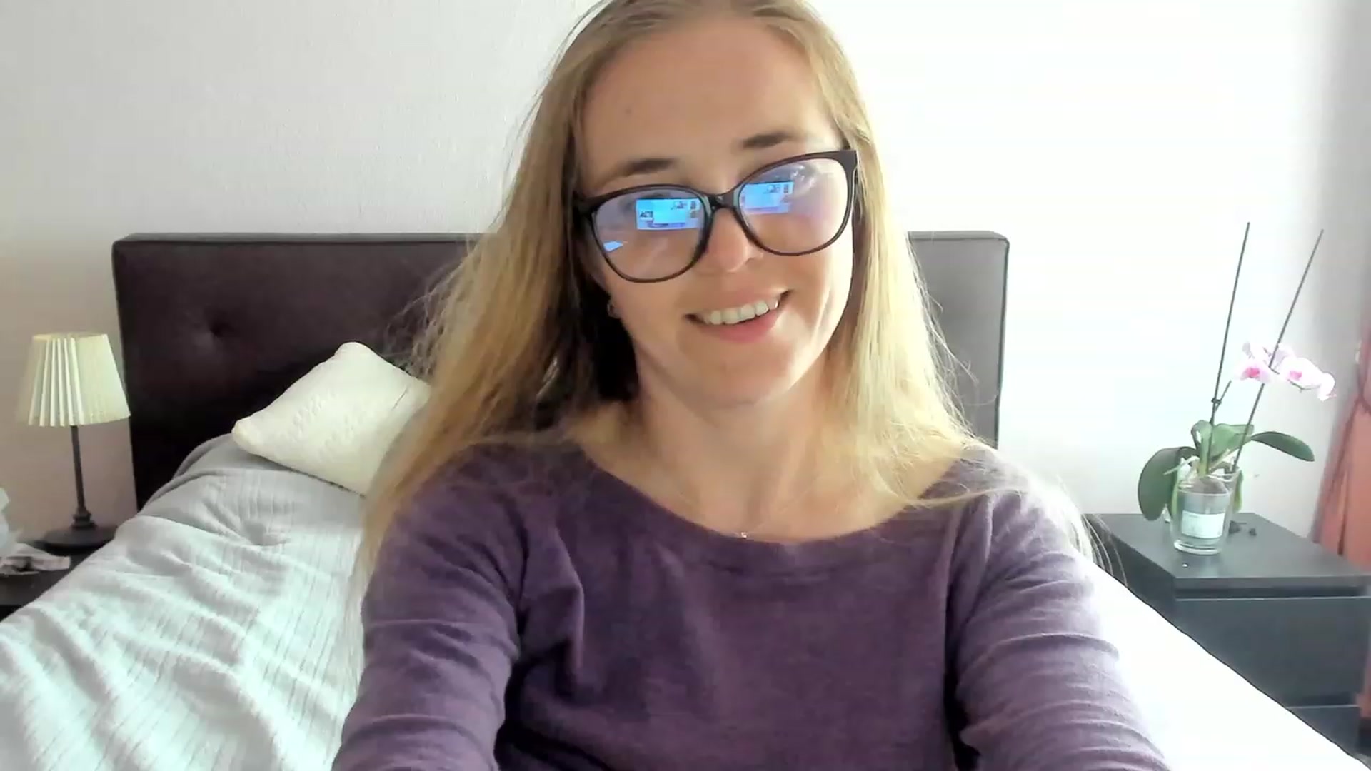 Gallery image thumbnail from Agent_Mia's myfreecams stream on, 05/21/2023, 15:02 image 7 of 20