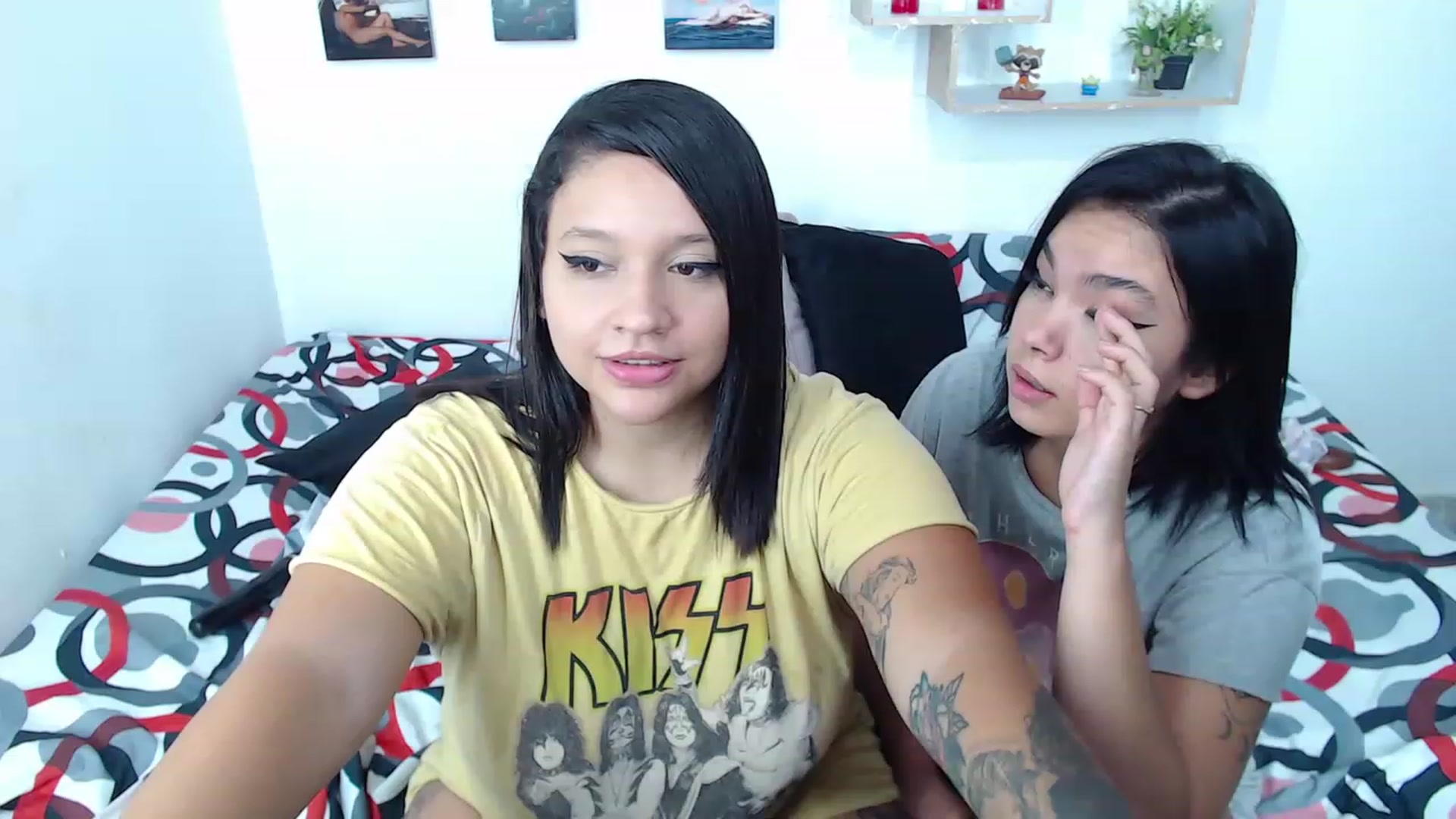 Gallery image thumbnail from Agoodtime2X's myfreecams stream on, 11/29/2022, 05:23 image 10 of 20
