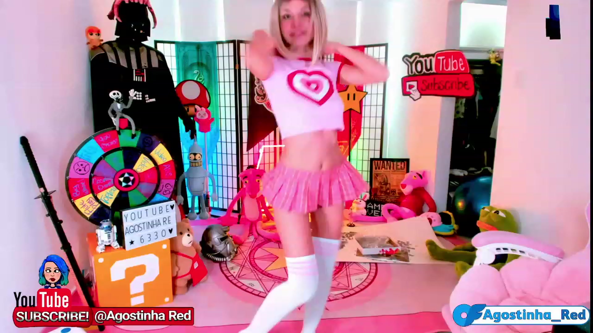 Gallery image thumbnail from Agostinha_Red's myfreecams stream on, 11/22/2022, 17:09 image 16 of 20