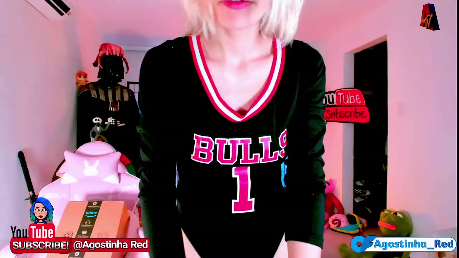 Gallery image thumbnail from Agostinha_Red's myfreecams stream on, 11/23/2022, 24:09 image 20 of 20