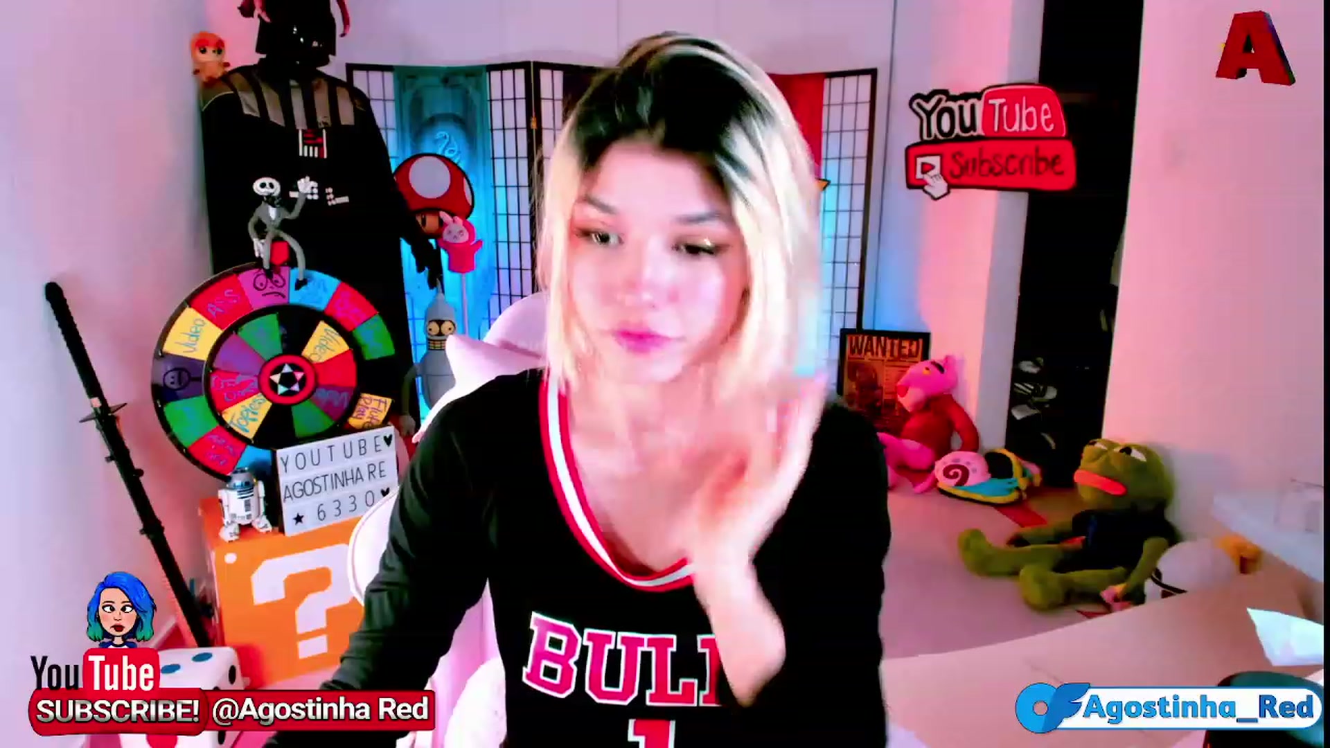Gallery image thumbnail from Agostinha_Red's myfreecams stream on, 11/23/2022, 01:16 image 10 of 20