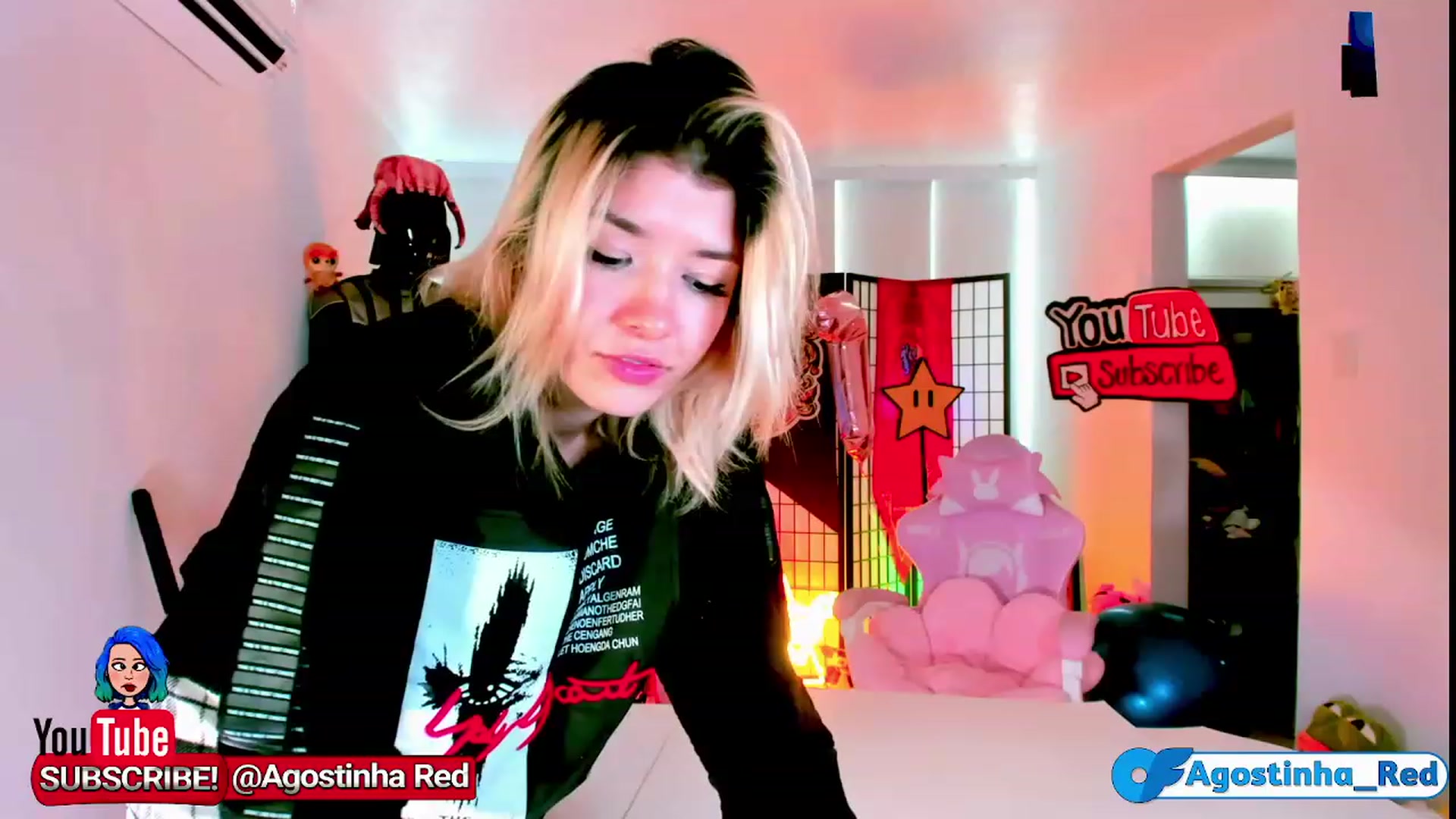 Gallery image thumbnail from Agostinha_Red's myfreecams stream on, 11/24/2022, 16:15 image 5 of 20