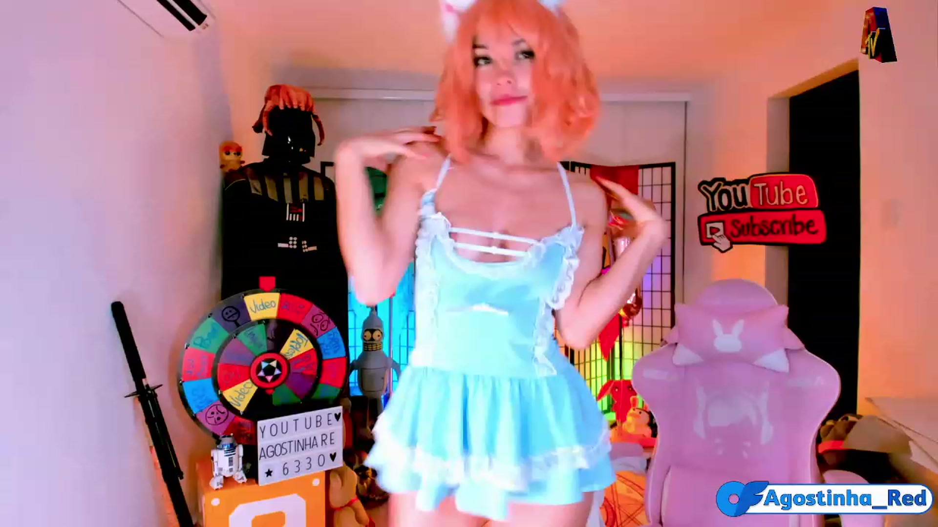 Gallery image thumbnail from Agostinha_Red's myfreecams stream on, 11/28/2022, 02:26 image 6 of 20