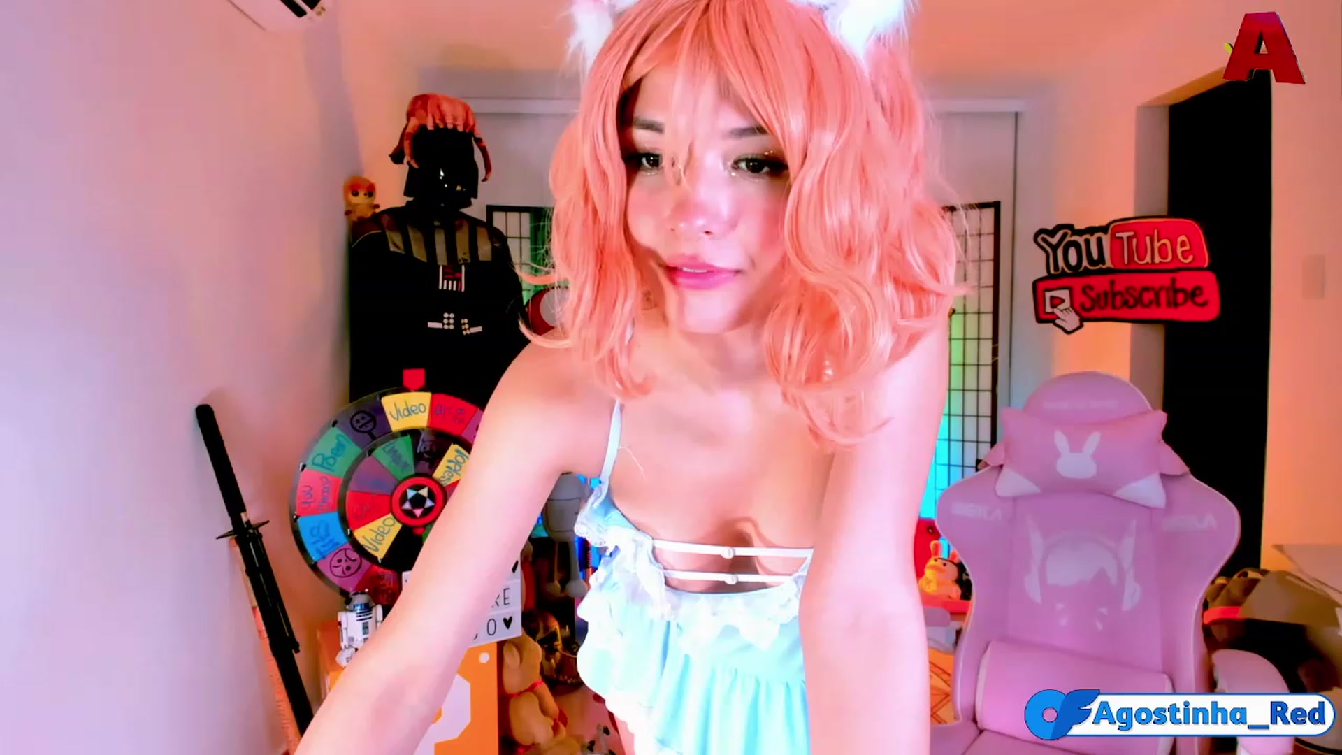 Gallery image thumbnail from Agostinha_Red's myfreecams stream on, 11/28/2022, 02:26 image 10 of 20