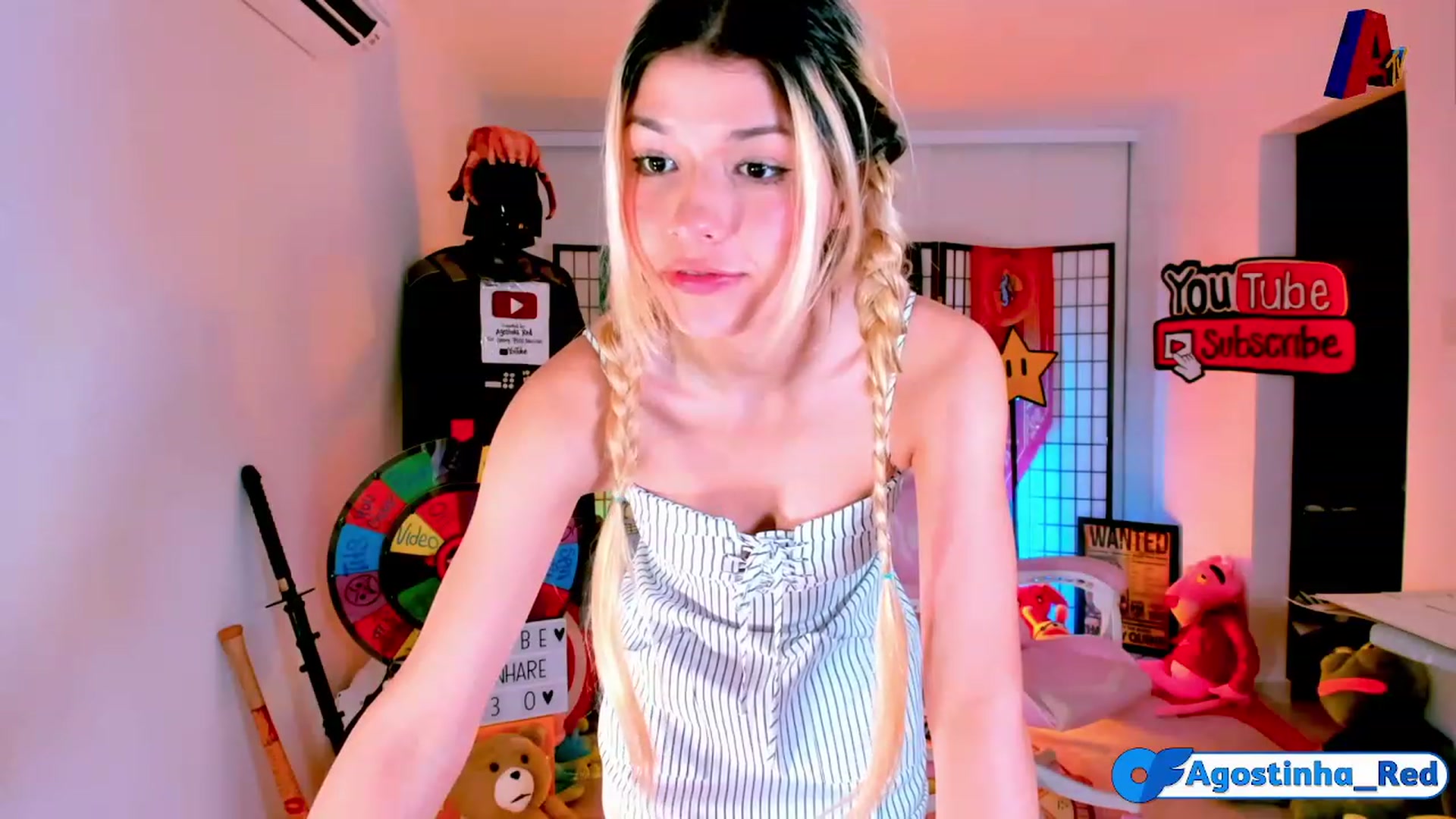 Gallery image thumbnail from Agostinha_Red's myfreecams stream on, 12/03/2022, 01:26 image 18 of 20