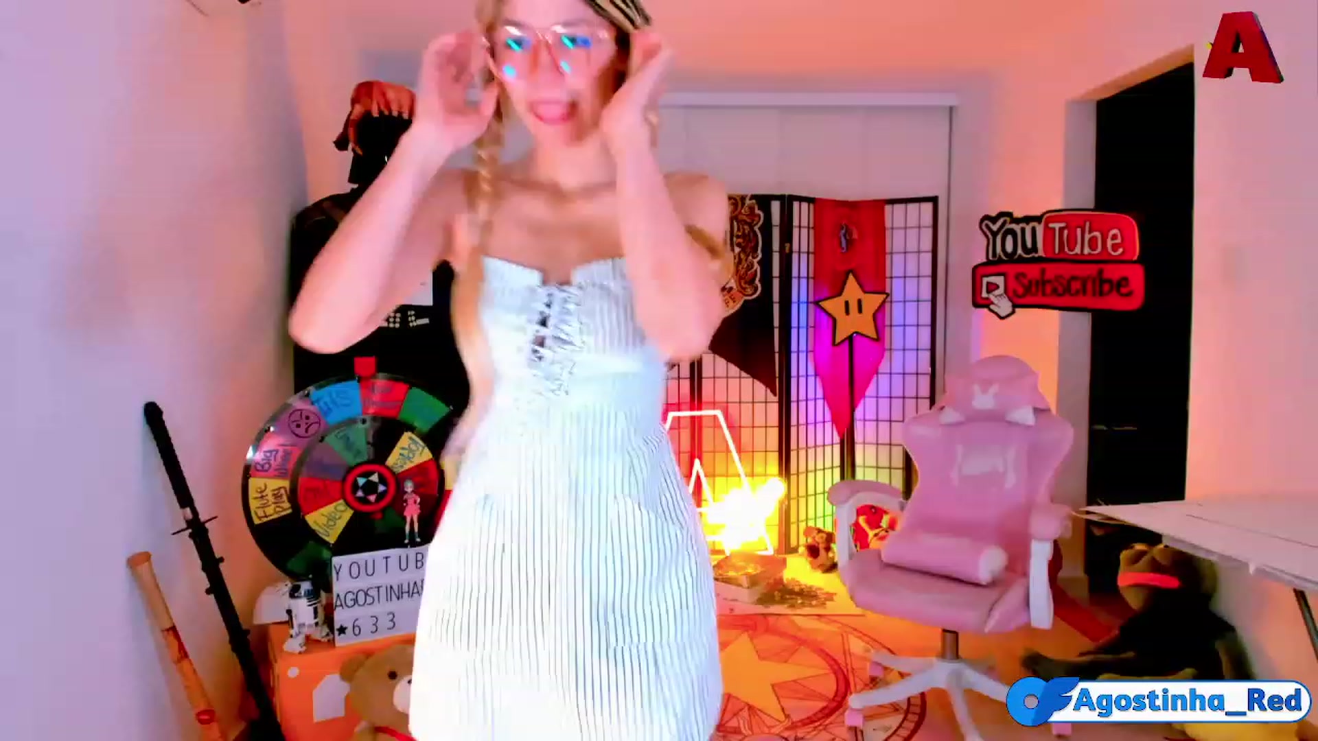 Gallery image thumbnail from Agostinha_Red's myfreecams stream on, 12/03/2022, 01:26 image 8 of 20
