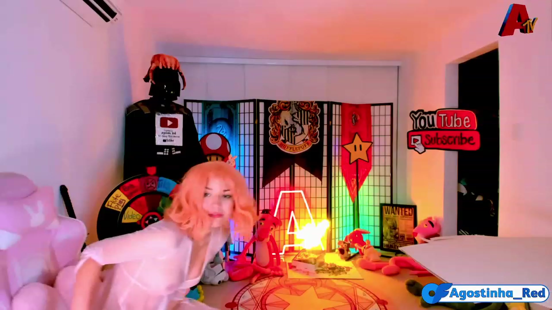 Gallery image thumbnail from Agostinha_Red's myfreecams stream on, 12/05/2022, 24:05 image 7 of 20