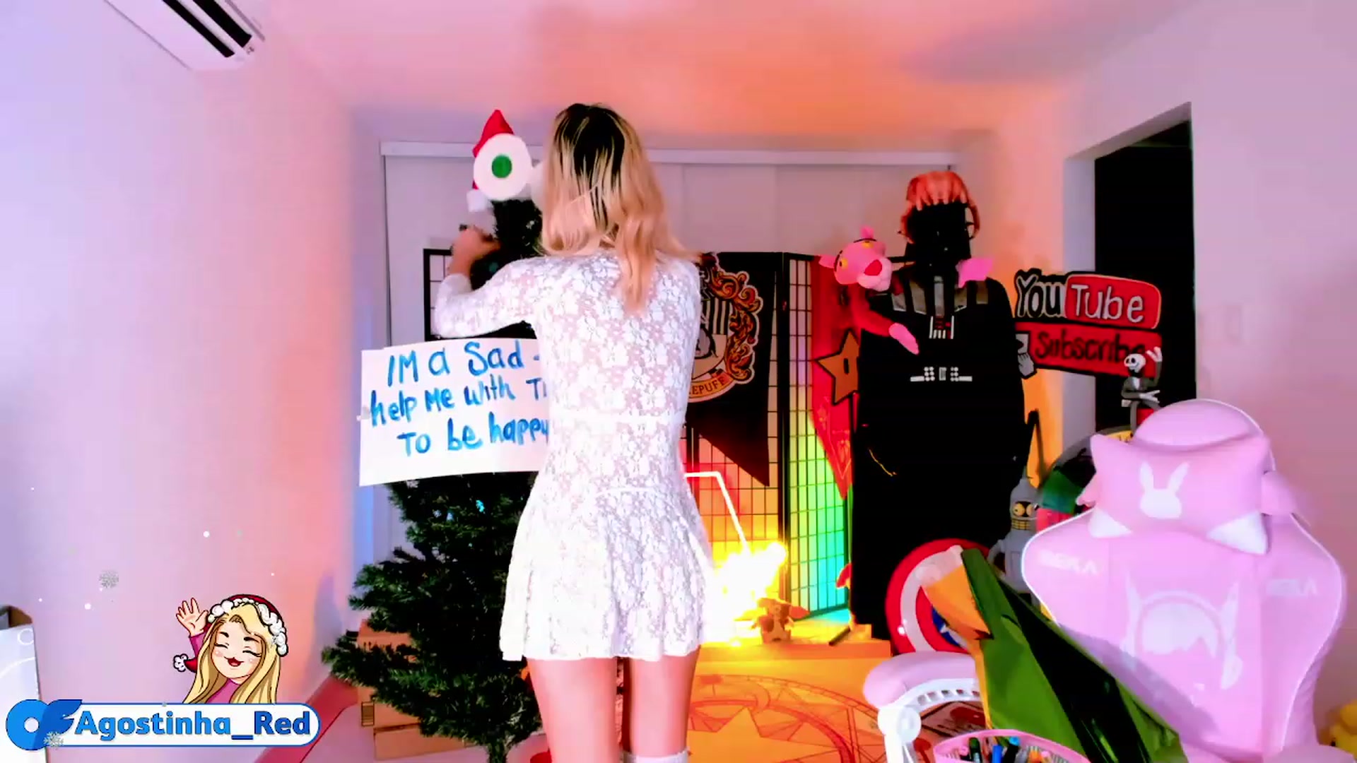 Gallery image thumbnail from Agostinha_Red's myfreecams stream on, 12/09/2022, 02:47 image 2 of 20