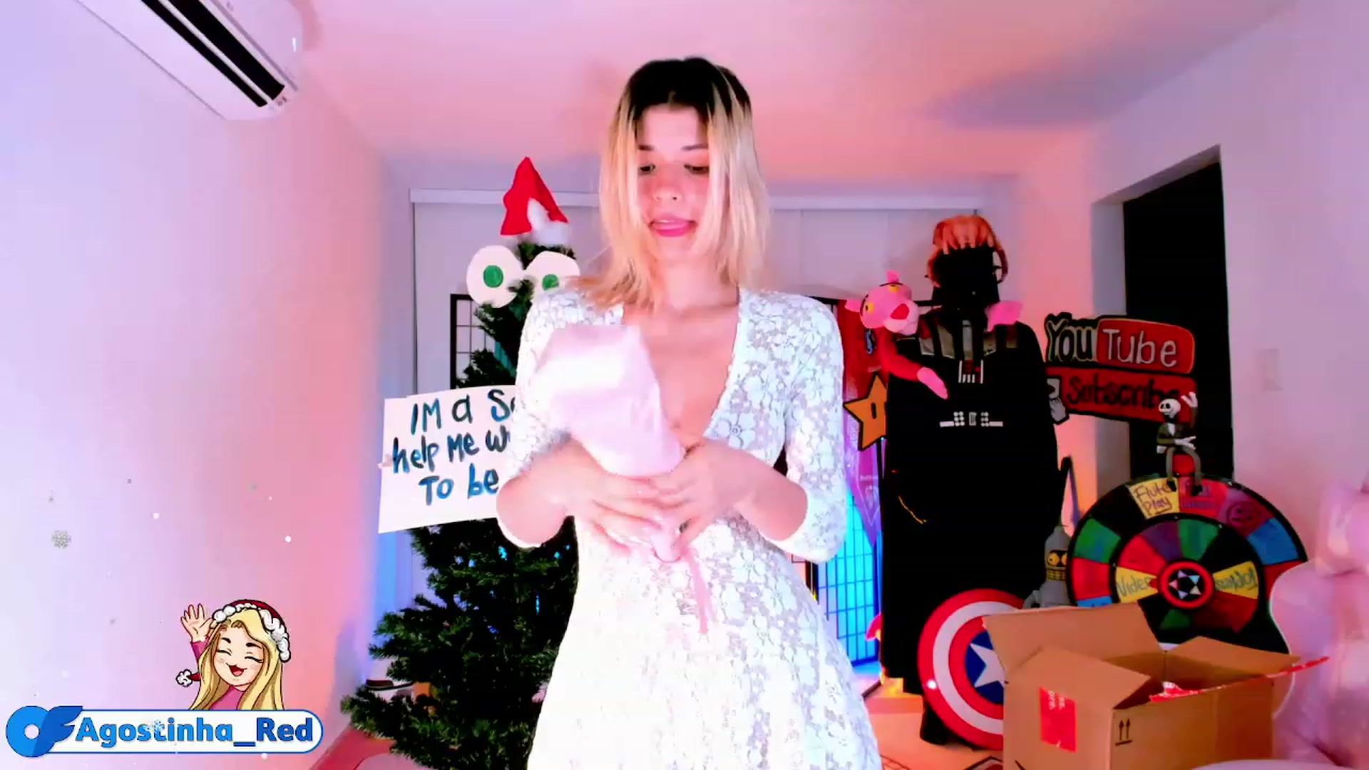 Gallery image thumbnail from Agostinha_Red's myfreecams stream on, 12/09/2022, 02:47 image 9 of 20