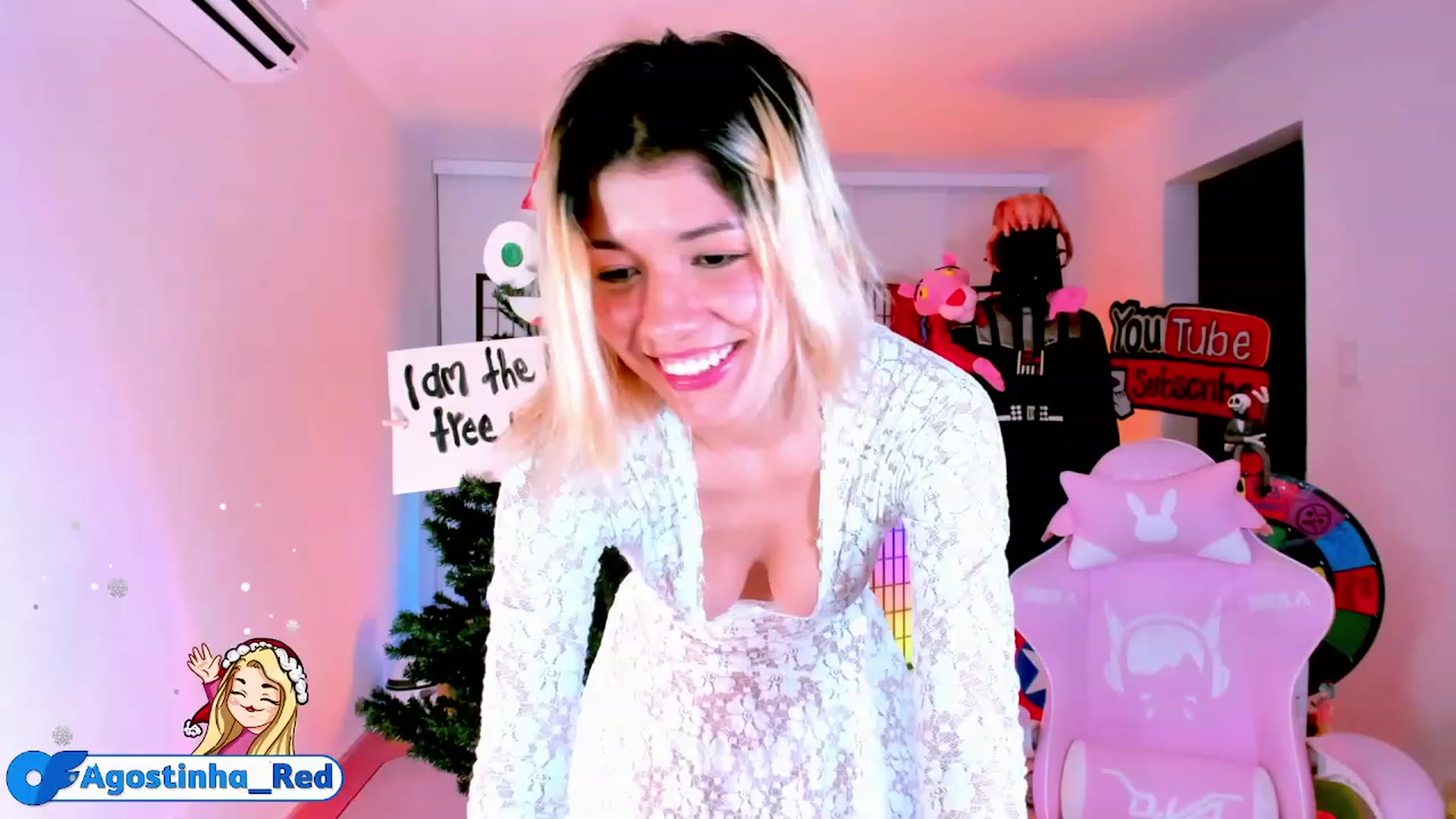 Gallery image thumbnail from Agostinha_Red's myfreecams stream on, 12/09/2022, 02:47 image 20 of 20