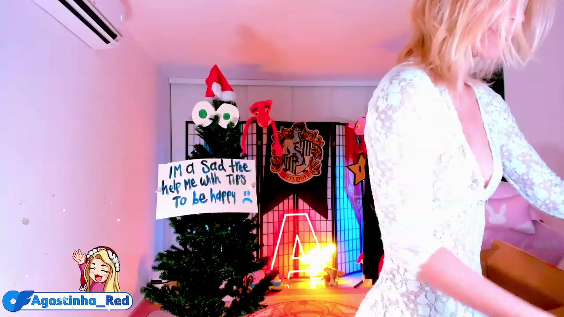 Gallery image thumbnail from Agostinha_Red's myfreecams stream on, 12/09/2022, 02:47 image 6 of 20