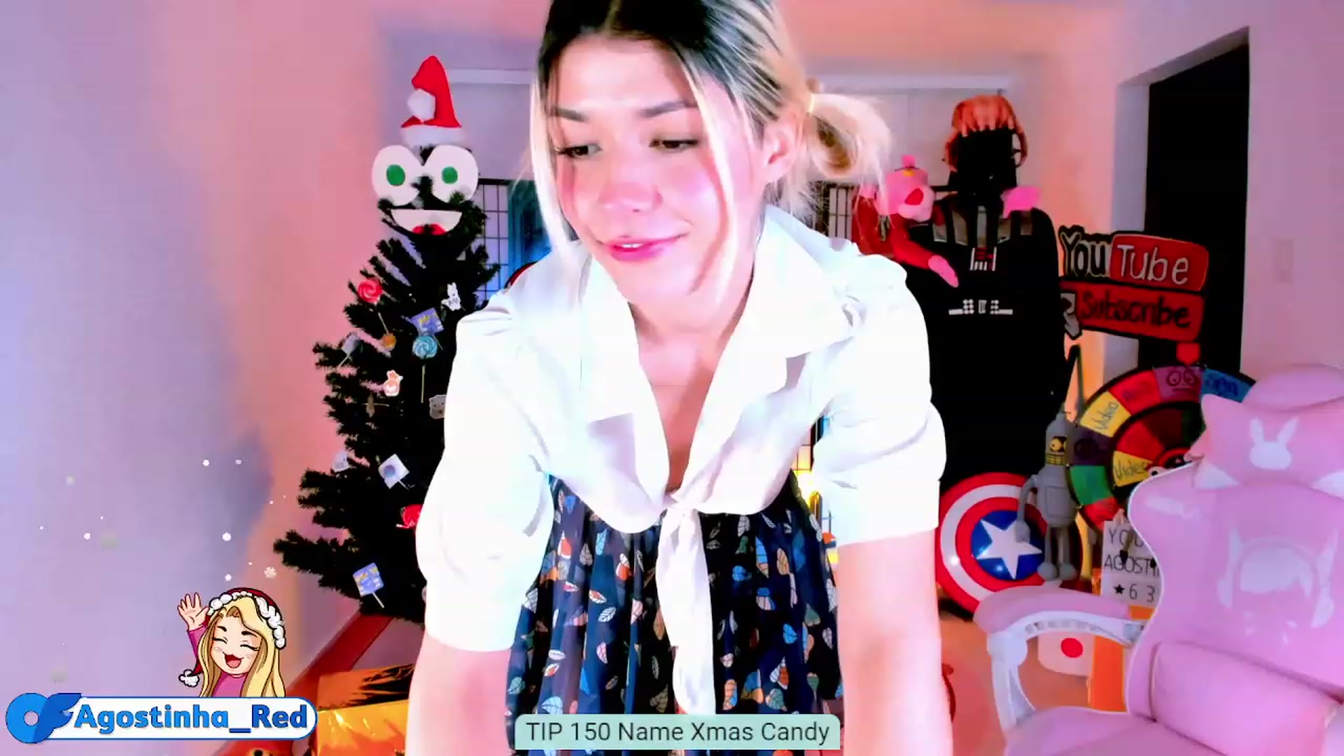 Gallery image thumbnail from Agostinha_Red's myfreecams stream on, 12/10/2022, 23:43 image 12 of 20