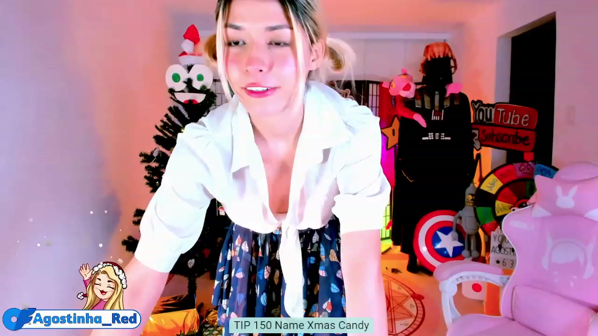 Gallery image thumbnail from Agostinha_Red's myfreecams stream on, 12/10/2022, 23:43 image 7 of 20