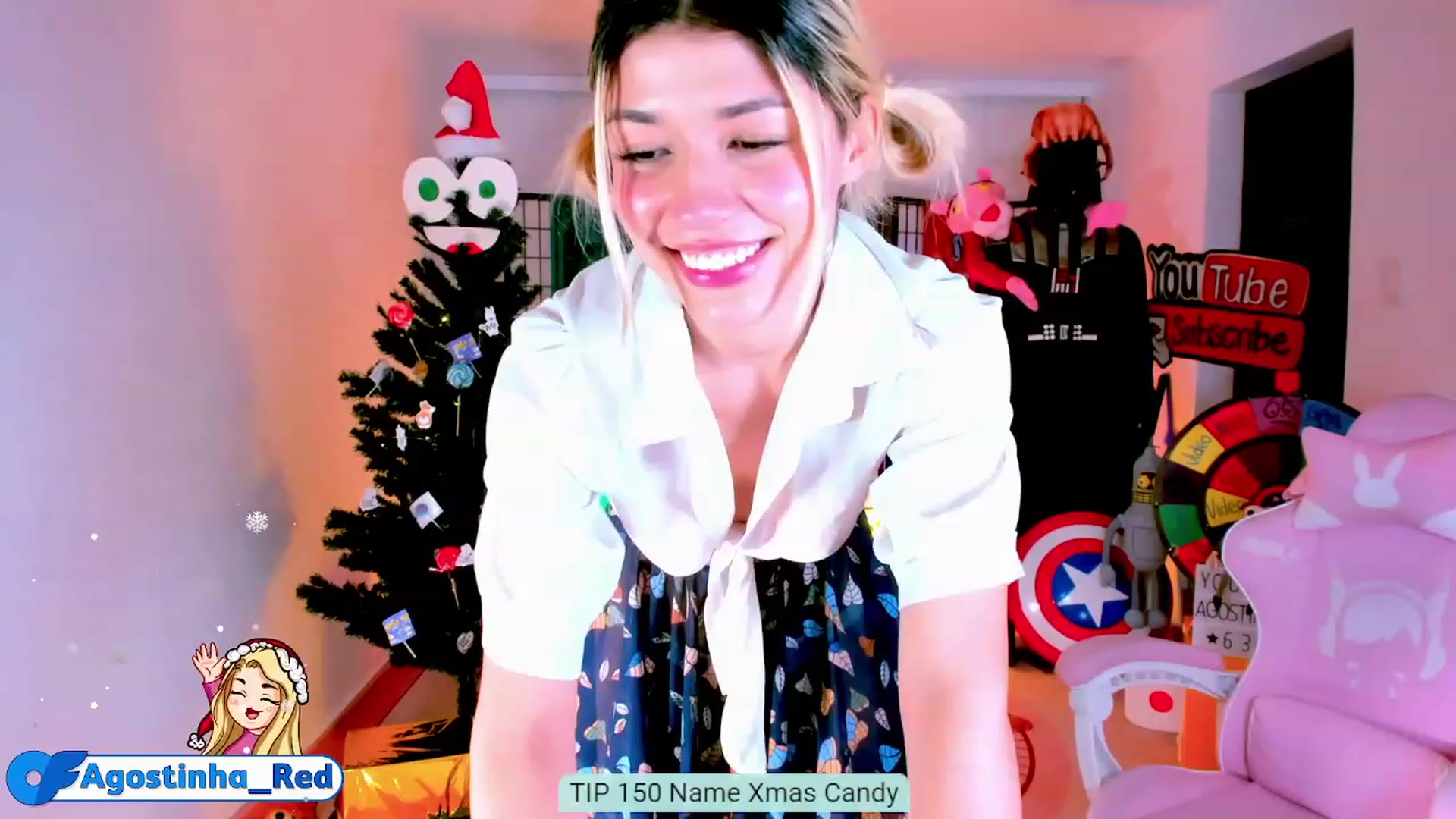 Gallery image thumbnail from Agostinha_Red's myfreecams stream on, 12/10/2022, 23:43 image 14 of 20