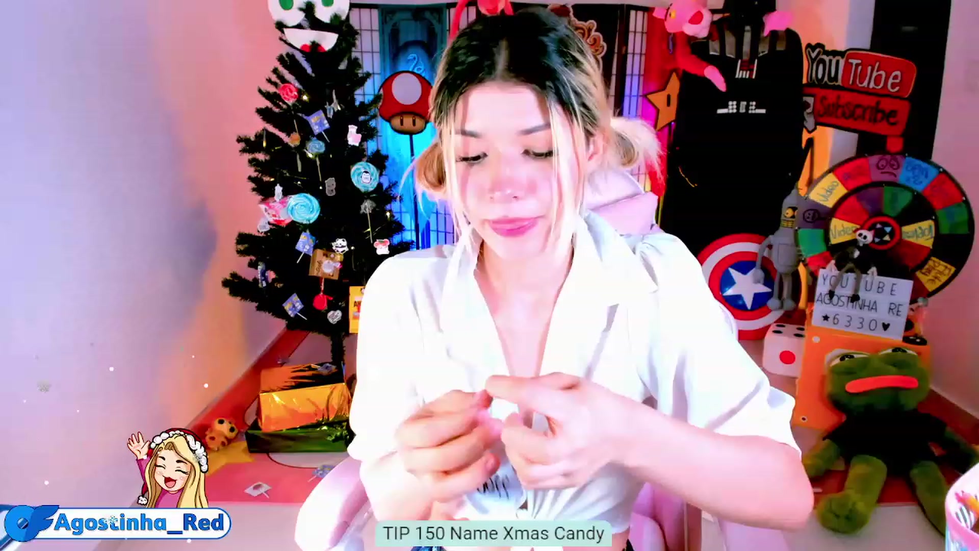 Gallery image thumbnail from Agostinha_Red's myfreecams stream on, 12/11/2022, 24:24 image 7 of 20