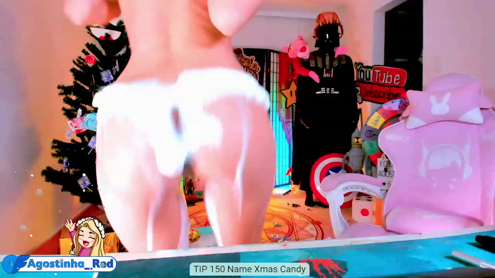 Gallery image thumbnail from Agostinha_Red's myfreecams stream on, 12/11/2022, 24:24 image 14 of 20
