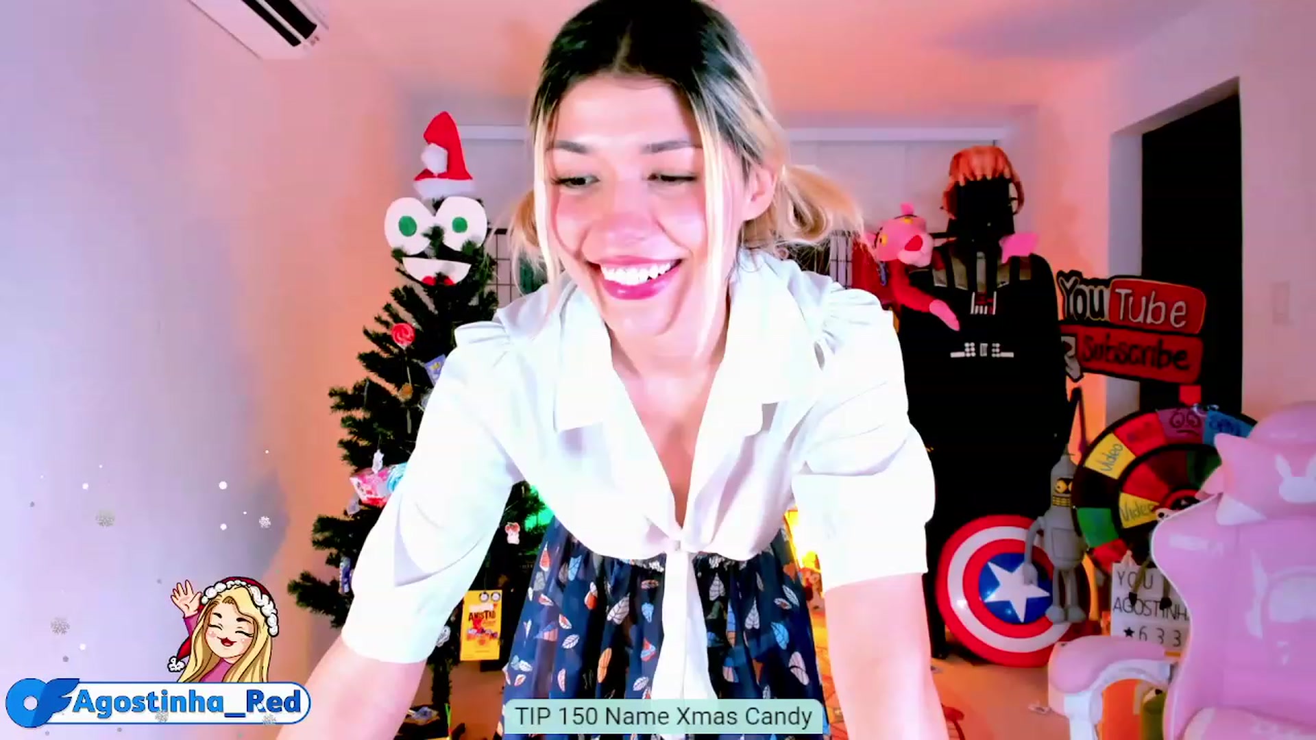 Gallery image thumbnail from Agostinha_Red's myfreecams stream on, 12/11/2022, 01:14 image 12 of 20