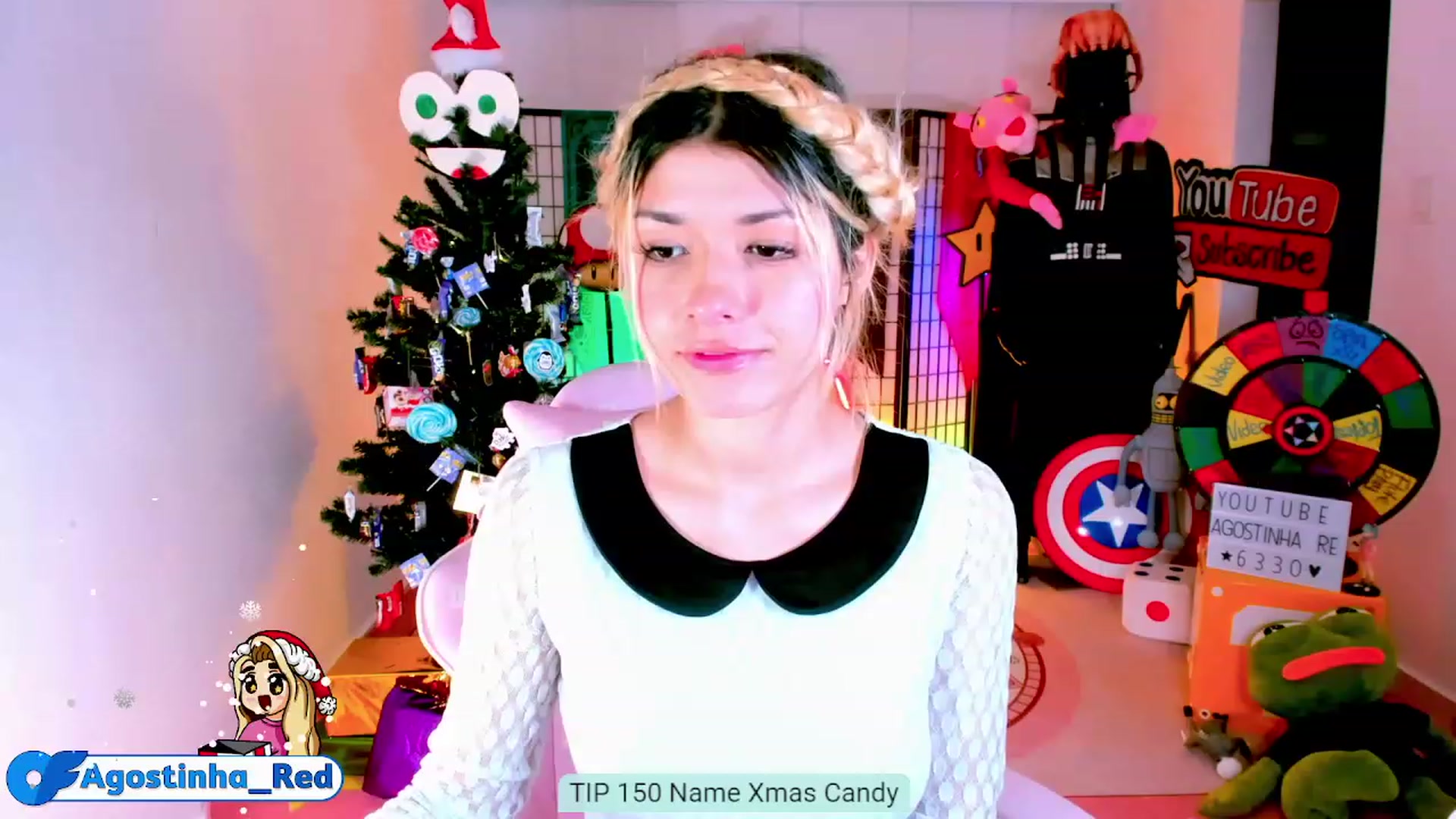 Gallery image thumbnail from Agostinha_Red's myfreecams stream on, 12/13/2022, 24:01 image 14 of 20