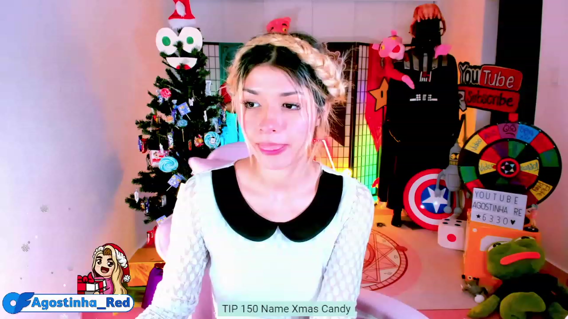 Gallery image thumbnail from Agostinha_Red's myfreecams stream on, 12/13/2022, 24:01 image 6 of 20