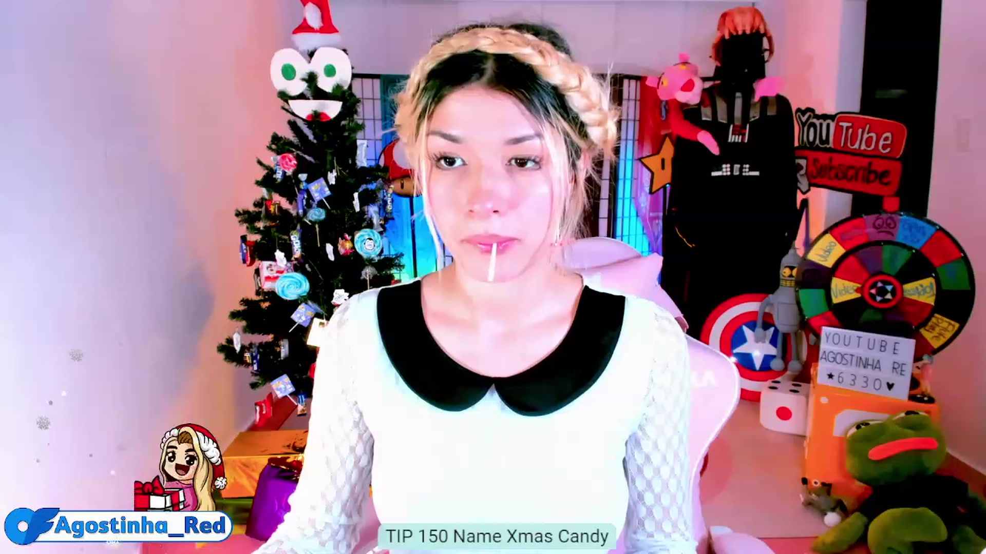 Gallery image thumbnail from Agostinha_Red's myfreecams stream on, 12/13/2022, 24:01 image 19 of 20