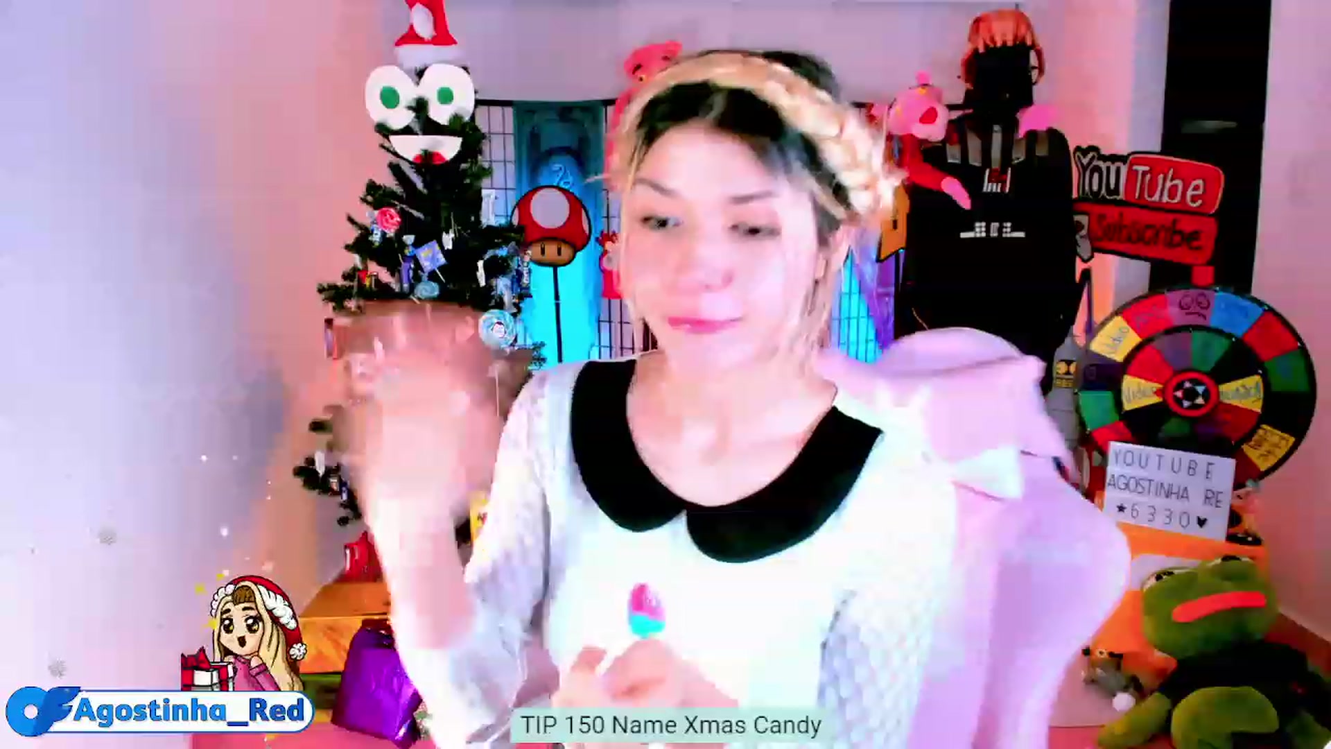Gallery image thumbnail from Agostinha_Red's myfreecams stream on, 12/13/2022, 24:01 image 18 of 20