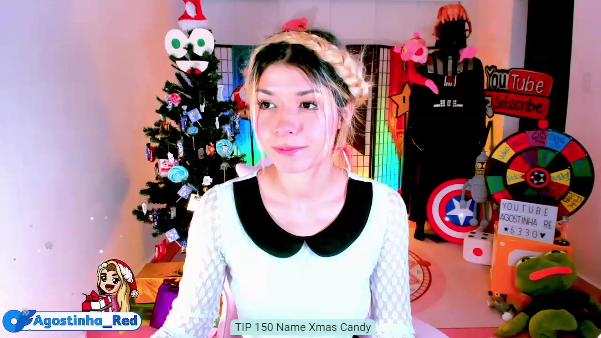 Gallery image thumbnail from Agostinha_Red's myfreecams stream on, 12/13/2022, 24:01 image 10 of 20