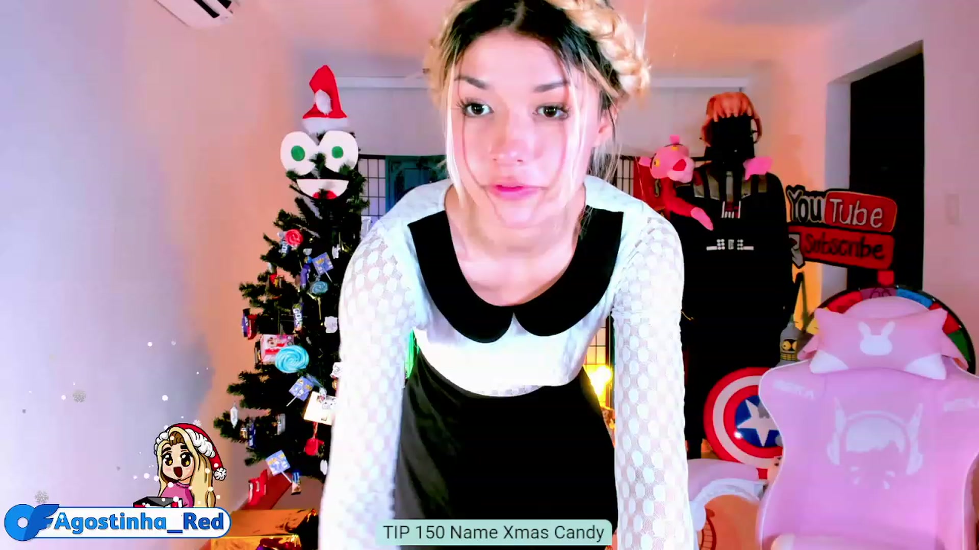 Gallery image thumbnail from Agostinha_Red's myfreecams stream on, 12/13/2022, 24:16 image 14 of 20