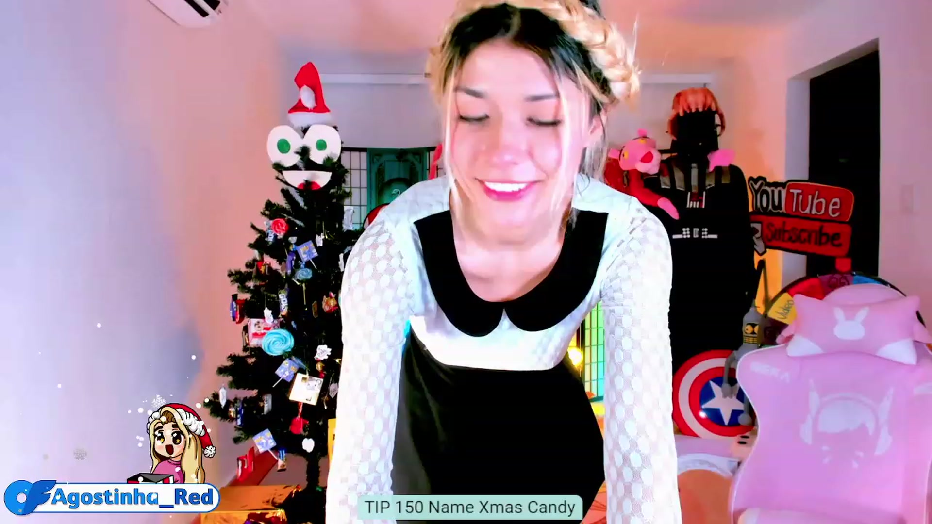 Gallery image thumbnail from Agostinha_Red's myfreecams stream on, 12/13/2022, 24:16 image 10 of 20