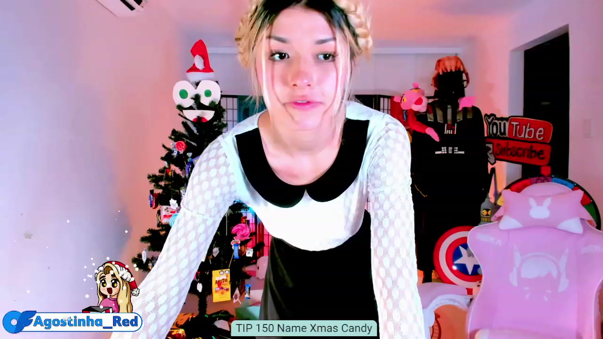 Gallery image thumbnail from Agostinha_Red's myfreecams stream on, 12/13/2022, 24:16 image 19 of 20