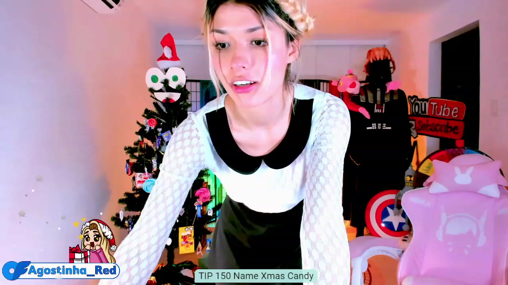 Gallery image thumbnail from Agostinha_Red's myfreecams stream on, 12/13/2022, 24:16 image 7 of 20