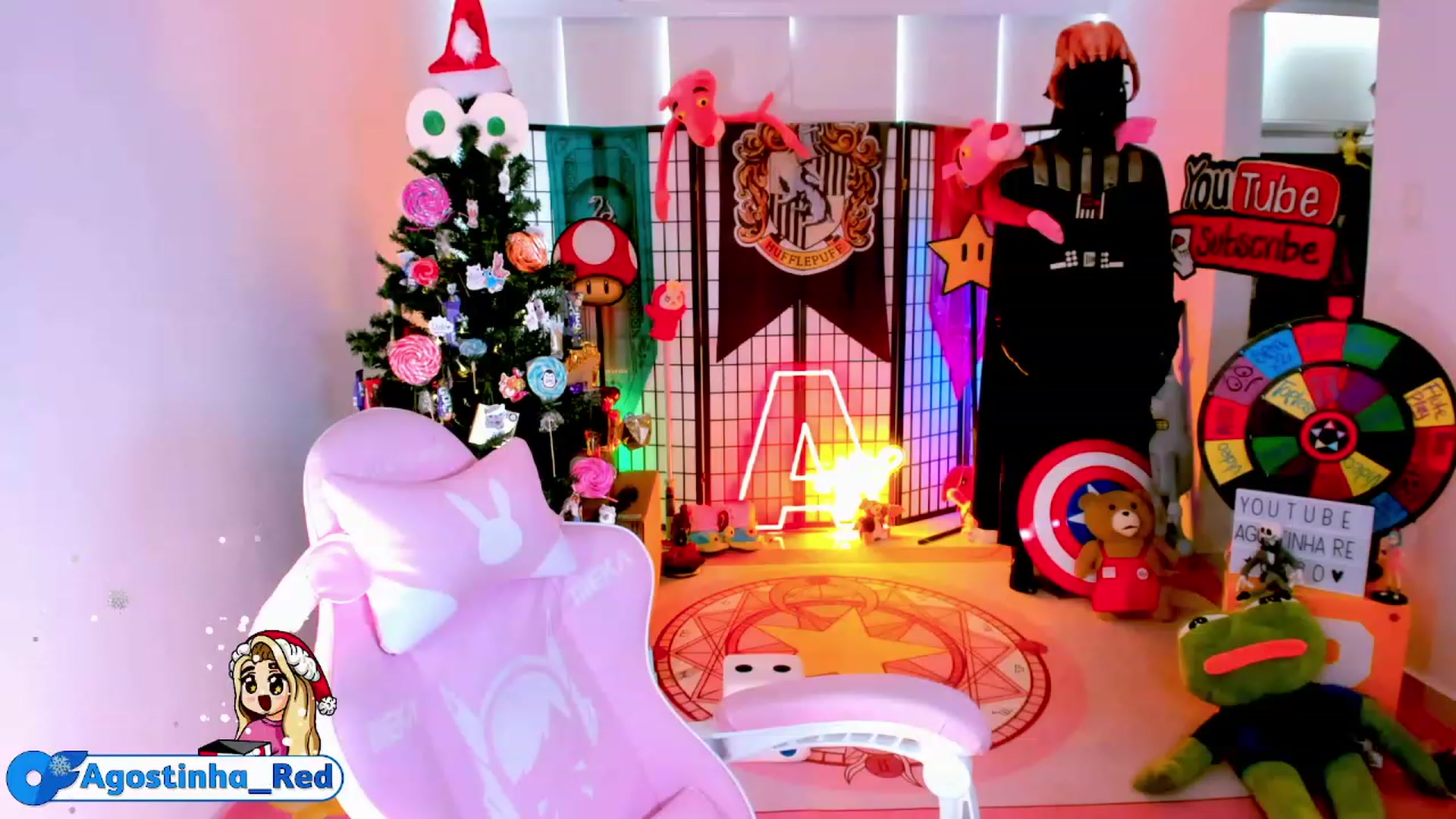 Gallery image thumbnail from Agostinha_Red's myfreecams stream on, 12/21/2022, 15:05 image 19 of 20