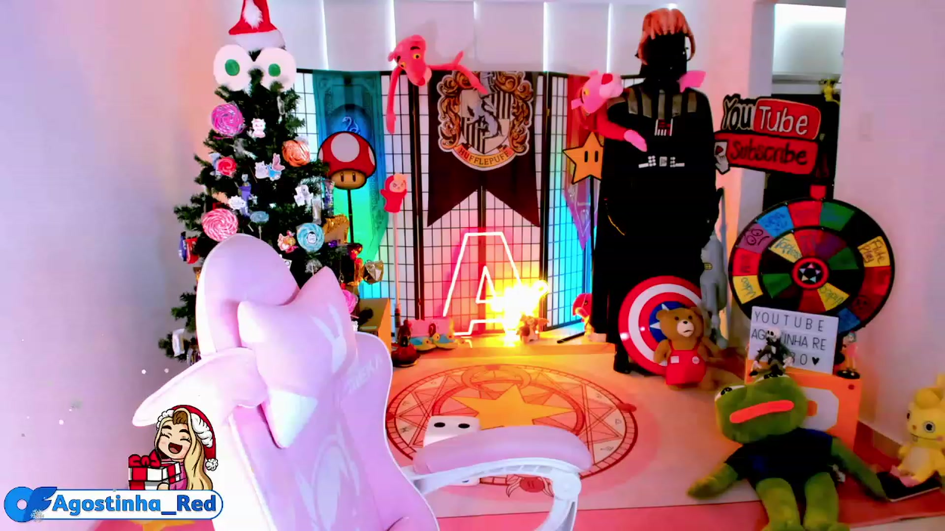Gallery image thumbnail from Agostinha_Red's myfreecams stream on, 12/21/2022, 15:05 image 3 of 20