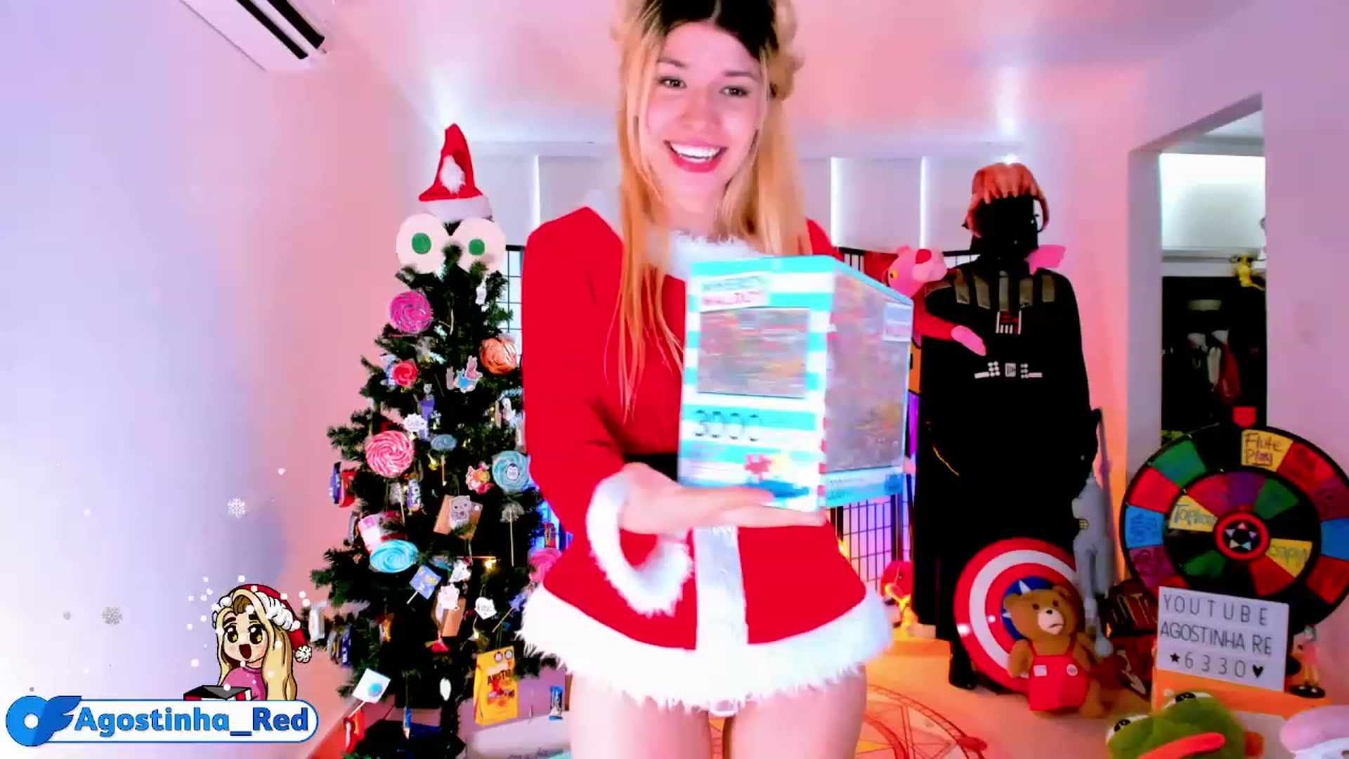 Gallery image thumbnail from Agostinha_Red's myfreecams stream on, 12/24/2022, 17:04 image 2 of 20