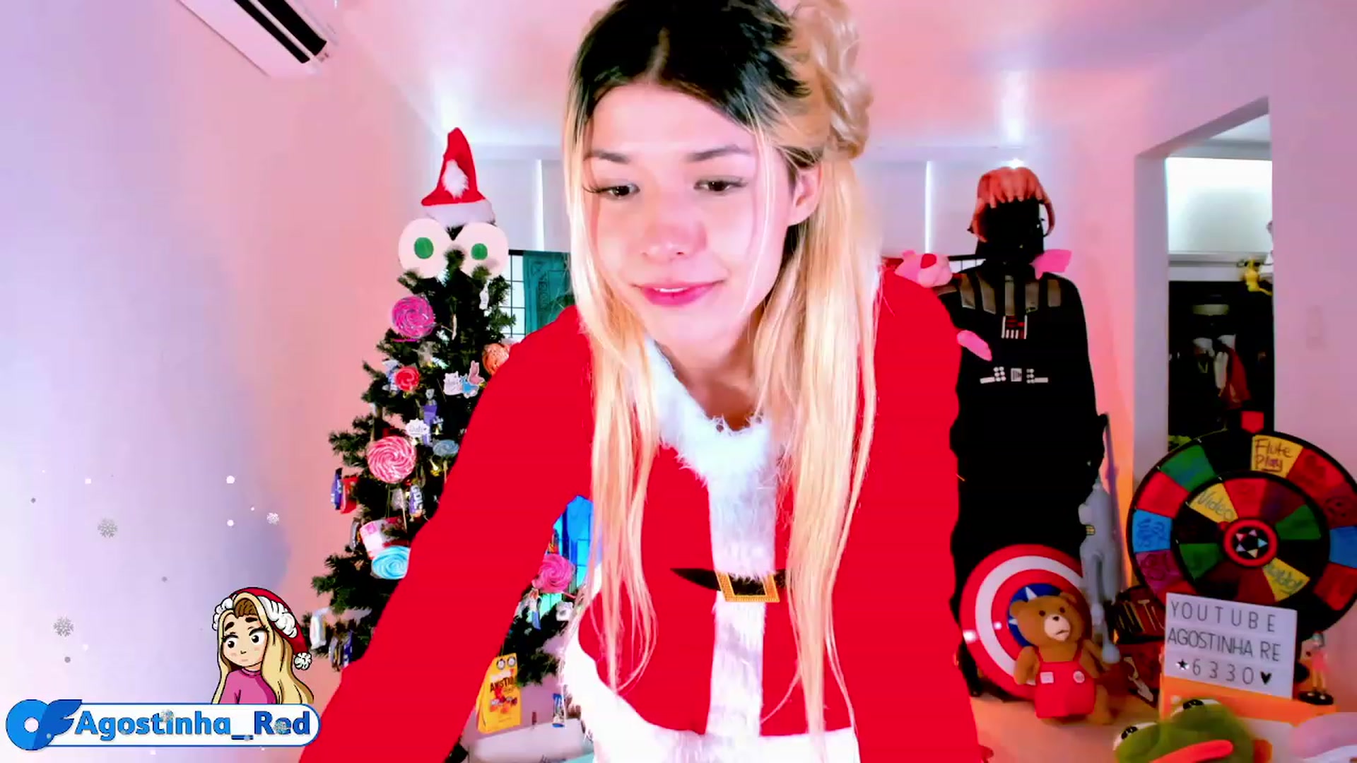 Gallery image thumbnail from Agostinha_Red's myfreecams stream on, 12/24/2022, 17:04 image 4 of 20