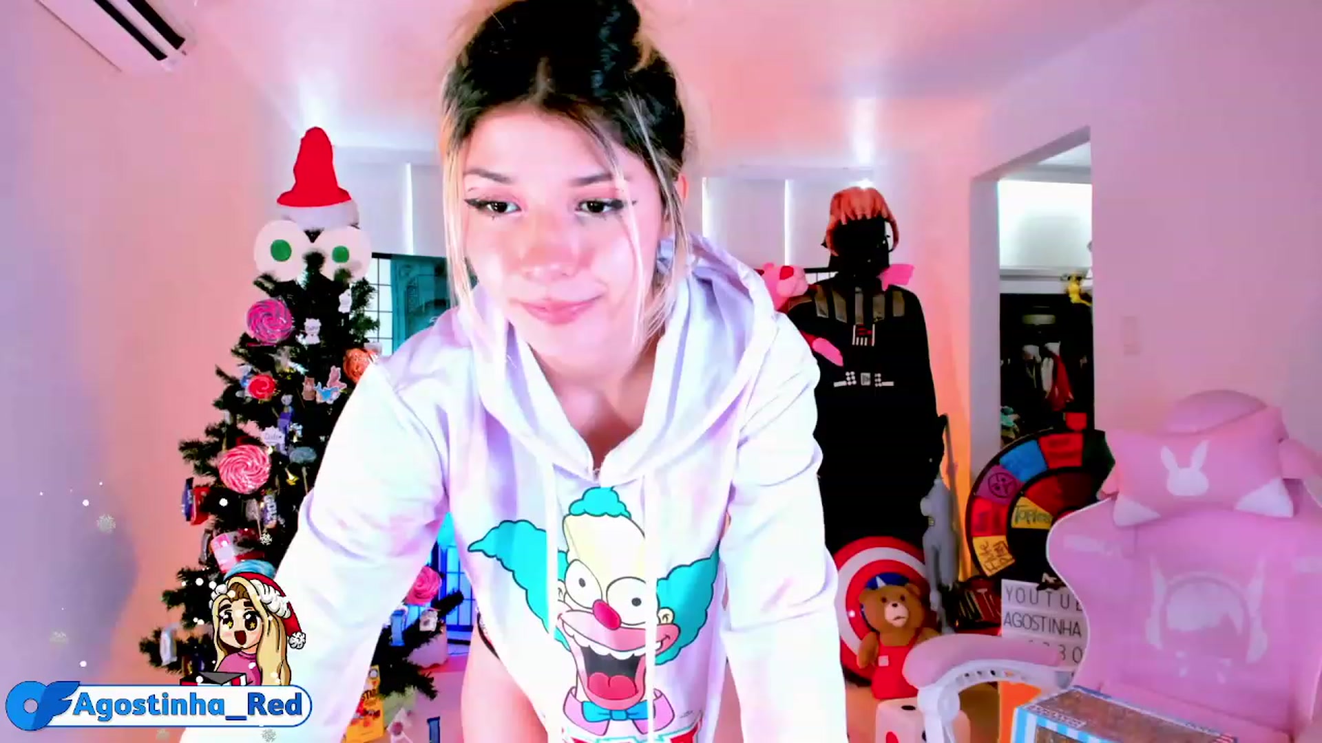 Gallery image thumbnail from Agostinha_Red's myfreecams stream on, 12/26/2022, 16:50 image 9 of 20