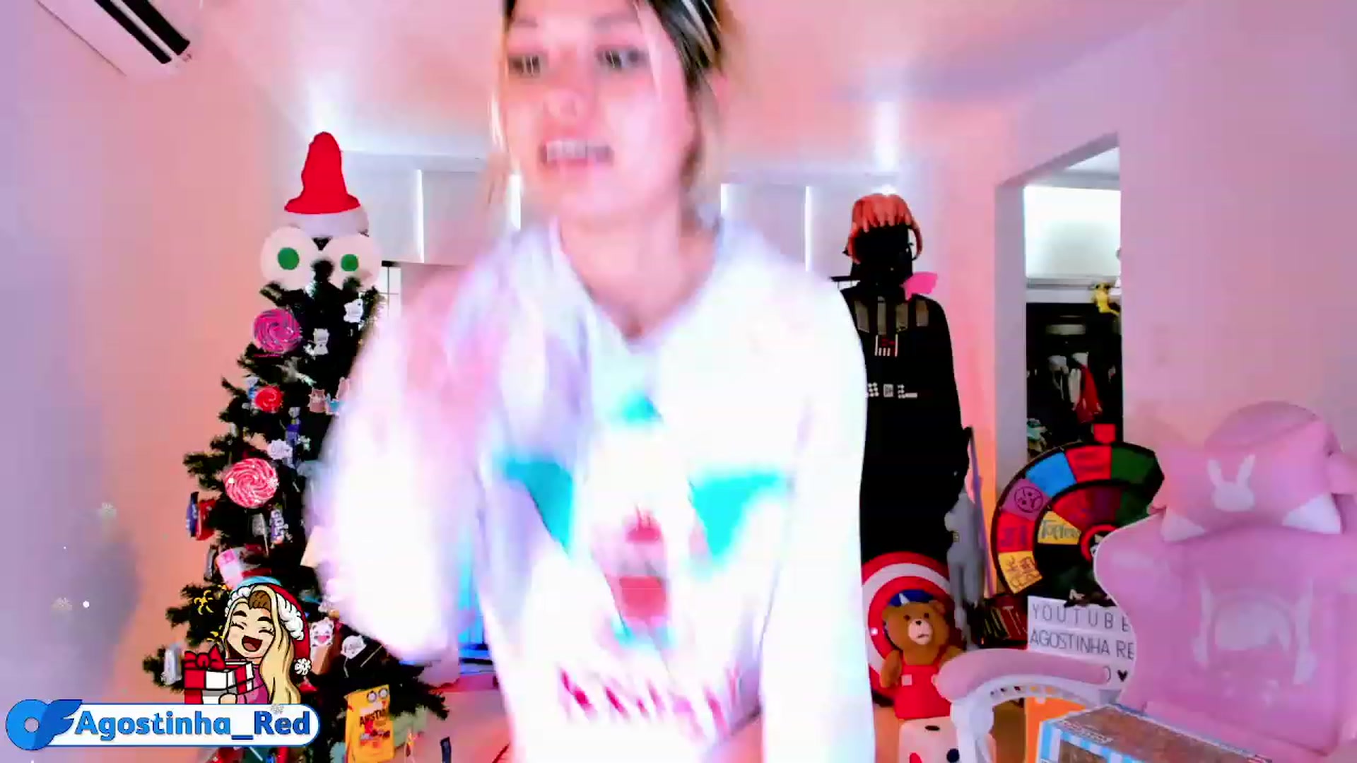 Gallery image thumbnail from Agostinha_Red's myfreecams stream on, 12/26/2022, 16:50 image 13 of 20