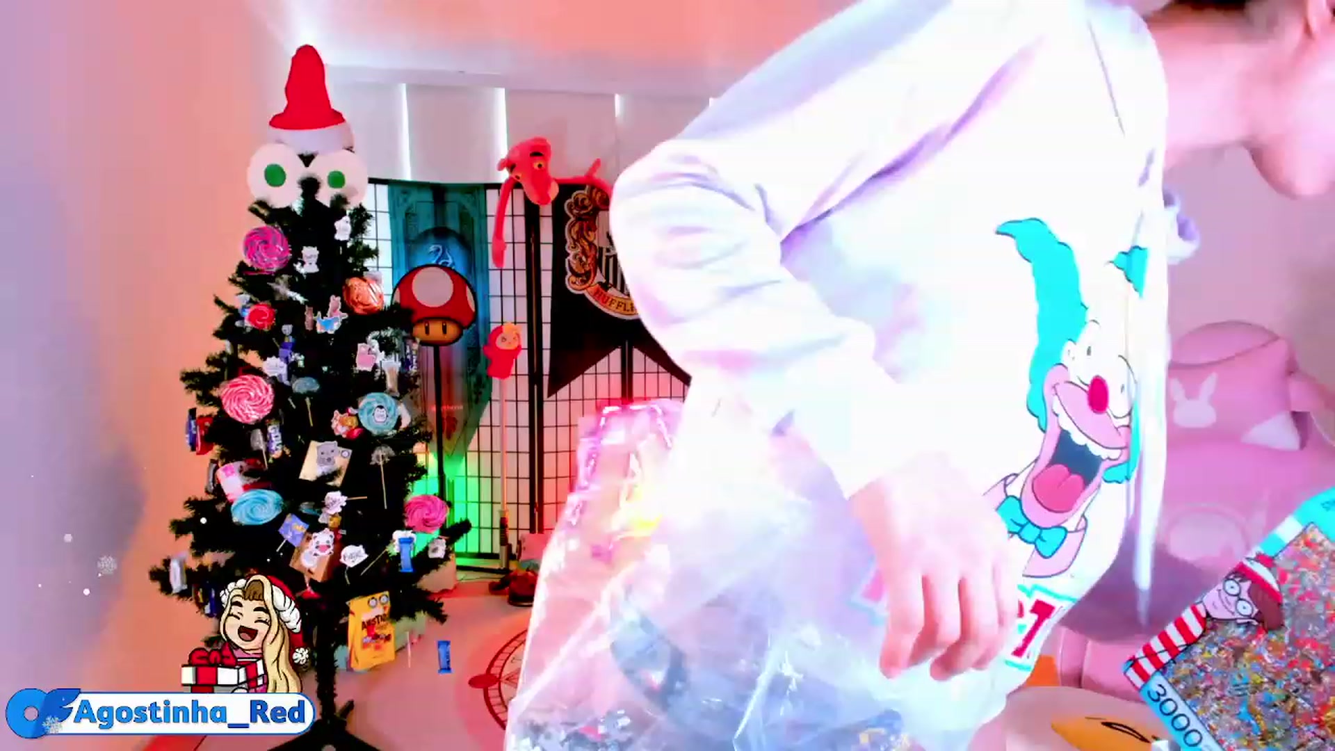 Gallery image thumbnail from Agostinha_Red's myfreecams stream on, 12/26/2022, 16:50 image 8 of 20