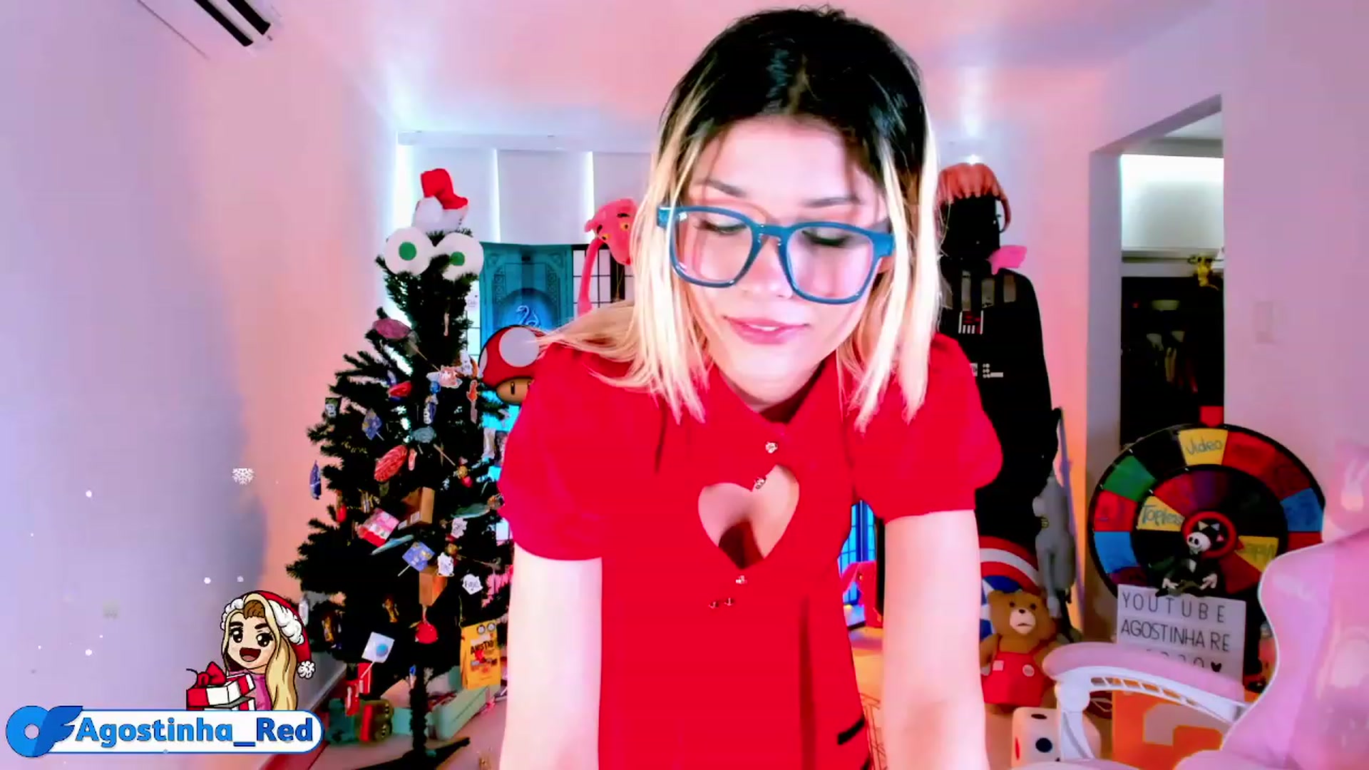 Gallery image thumbnail from Agostinha_Red's myfreecams stream on, 12/29/2022, 15:26 image 4 of 20