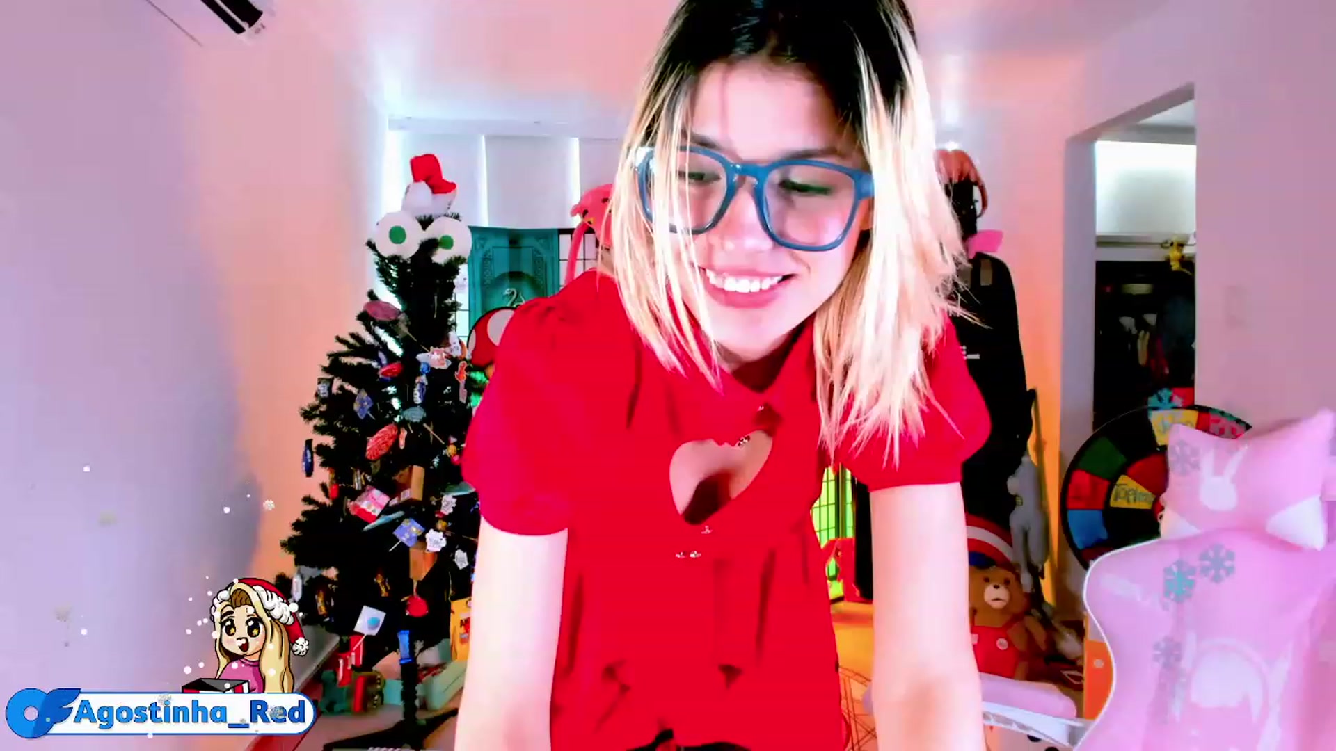 Gallery image thumbnail from Agostinha_Red's myfreecams stream on, 12/29/2022, 15:26 image 16 of 20