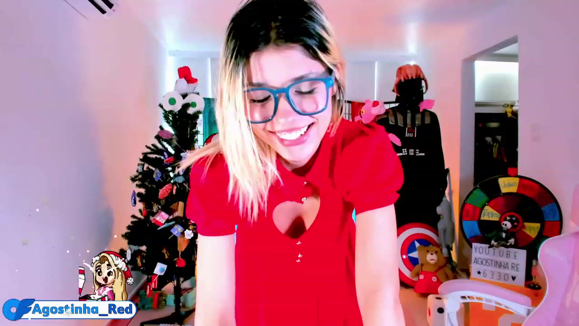 Gallery image thumbnail from Agostinha_Red's myfreecams stream on, 12/29/2022, 15:26 image 17 of 20