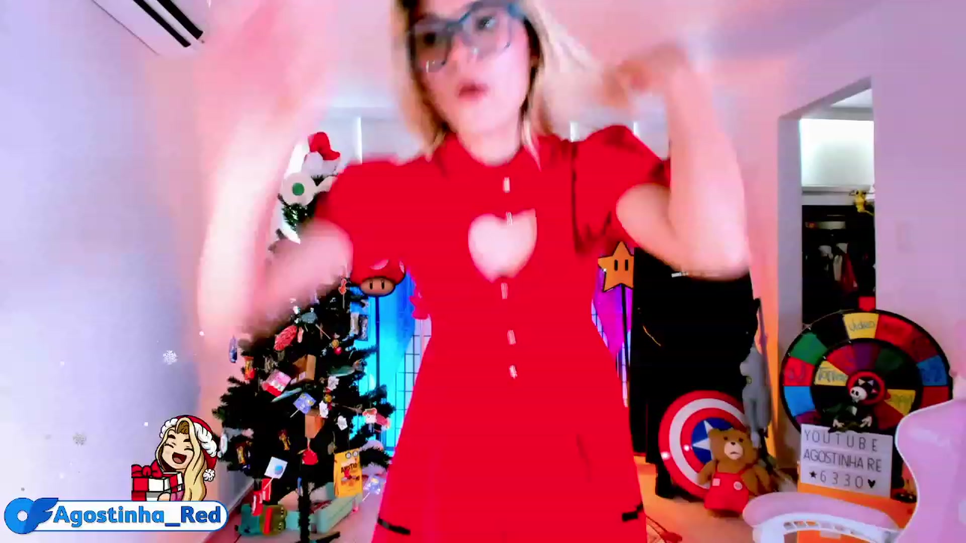 Gallery image thumbnail from Agostinha_Red's myfreecams stream on, 12/29/2022, 16:36 image 17 of 20