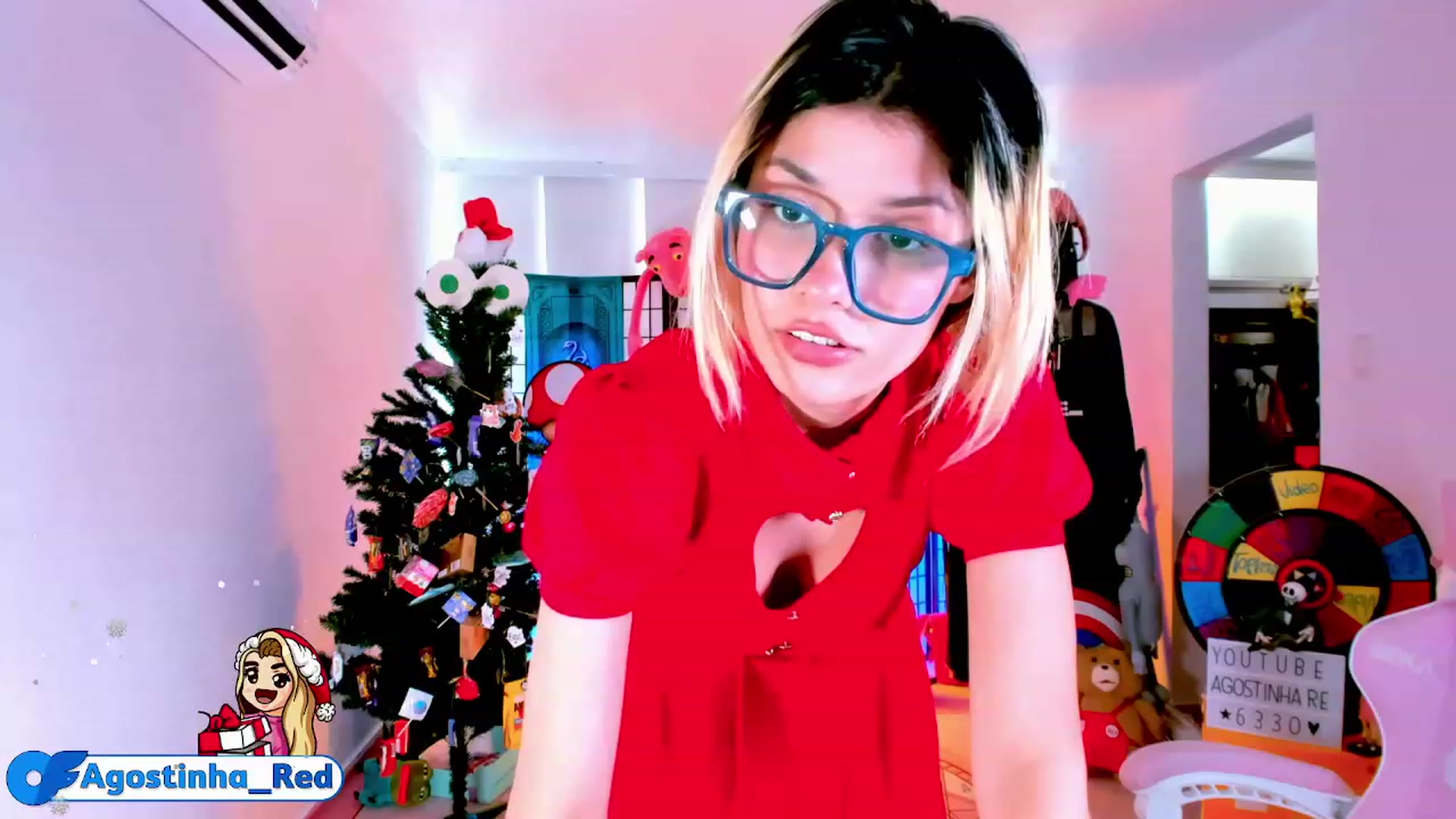 Gallery image thumbnail from Agostinha_Red's myfreecams stream on, 12/29/2022, 16:36 image 20 of 20