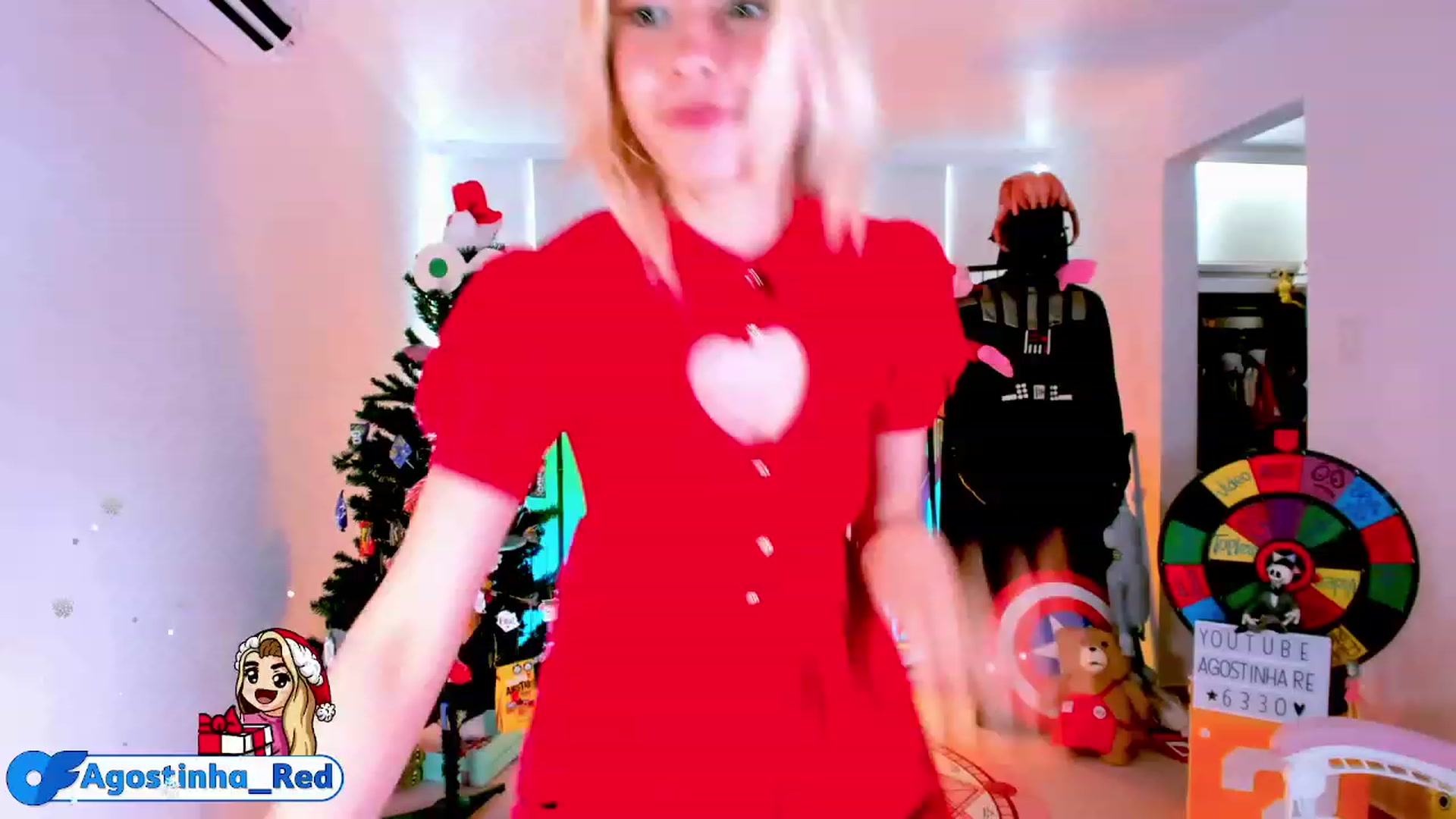 Gallery image thumbnail from Agostinha_Red's myfreecams stream on, 12/29/2022, 17:11 image 14 of 20