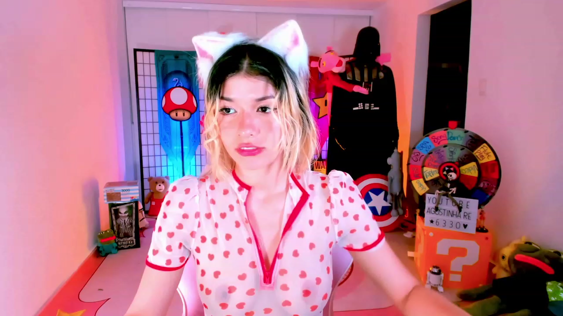 Gallery image thumbnail from Agostinha_Red's myfreecams stream on, 01/22/2023, 24:02 image 11 of 20