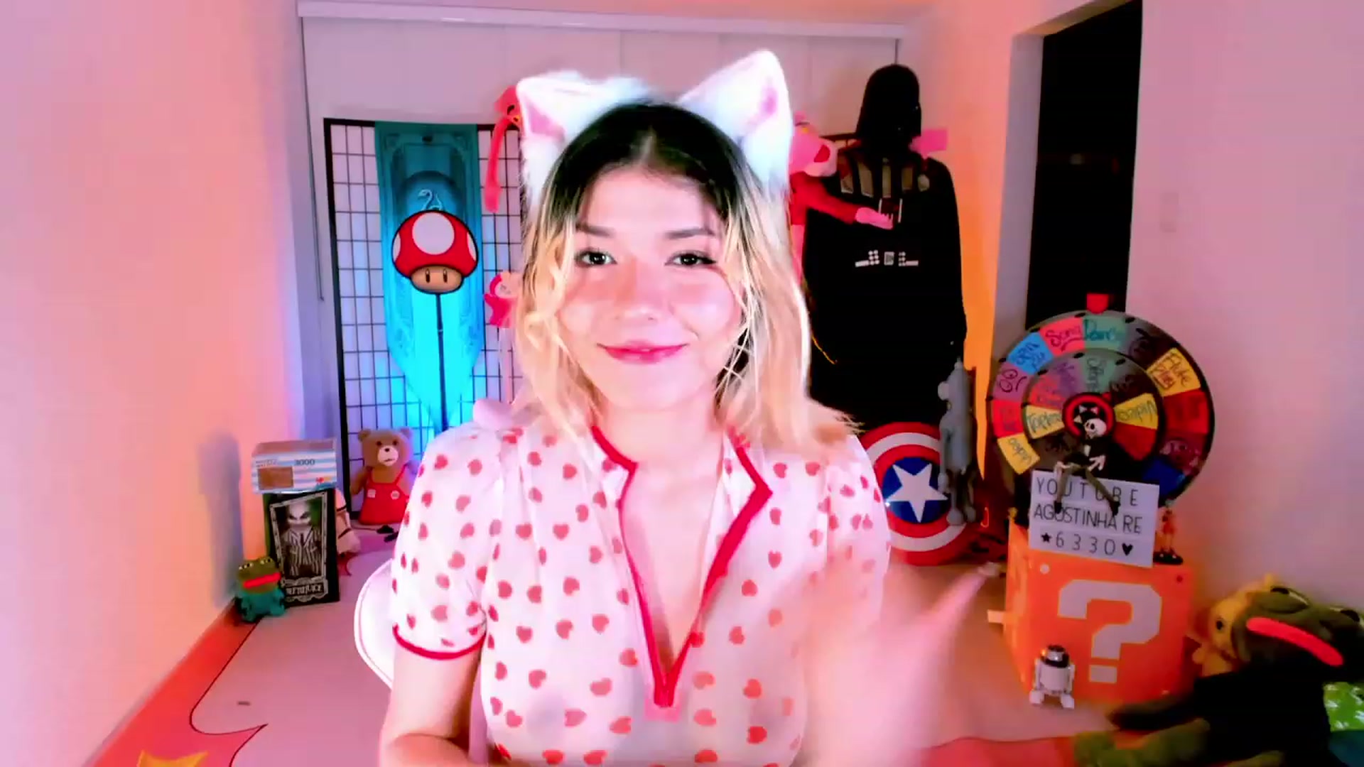 Gallery image thumbnail from Agostinha_Red's myfreecams stream on, 01/22/2023, 24:02 image 5 of 20