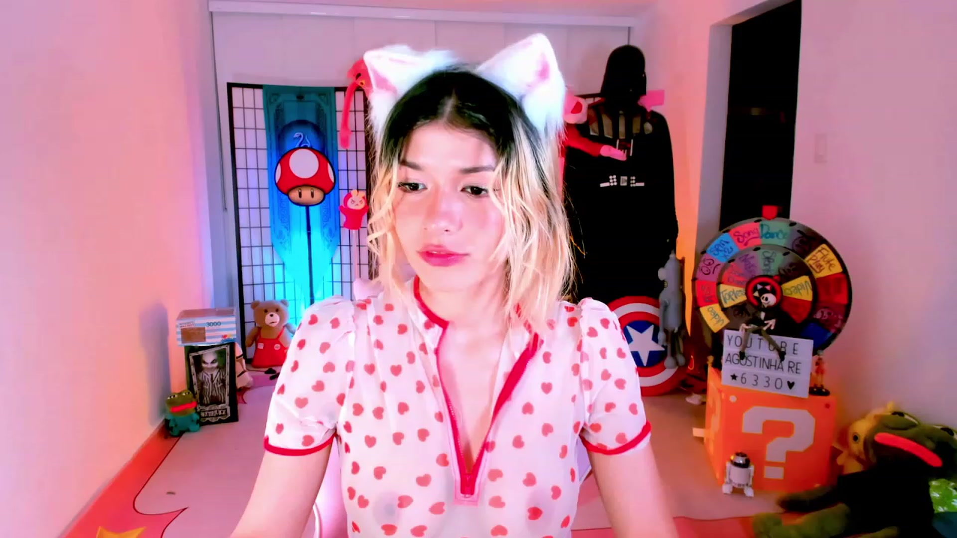 Gallery image thumbnail from Agostinha_Red's myfreecams stream on, 01/22/2023, 24:02 image 13 of 20
