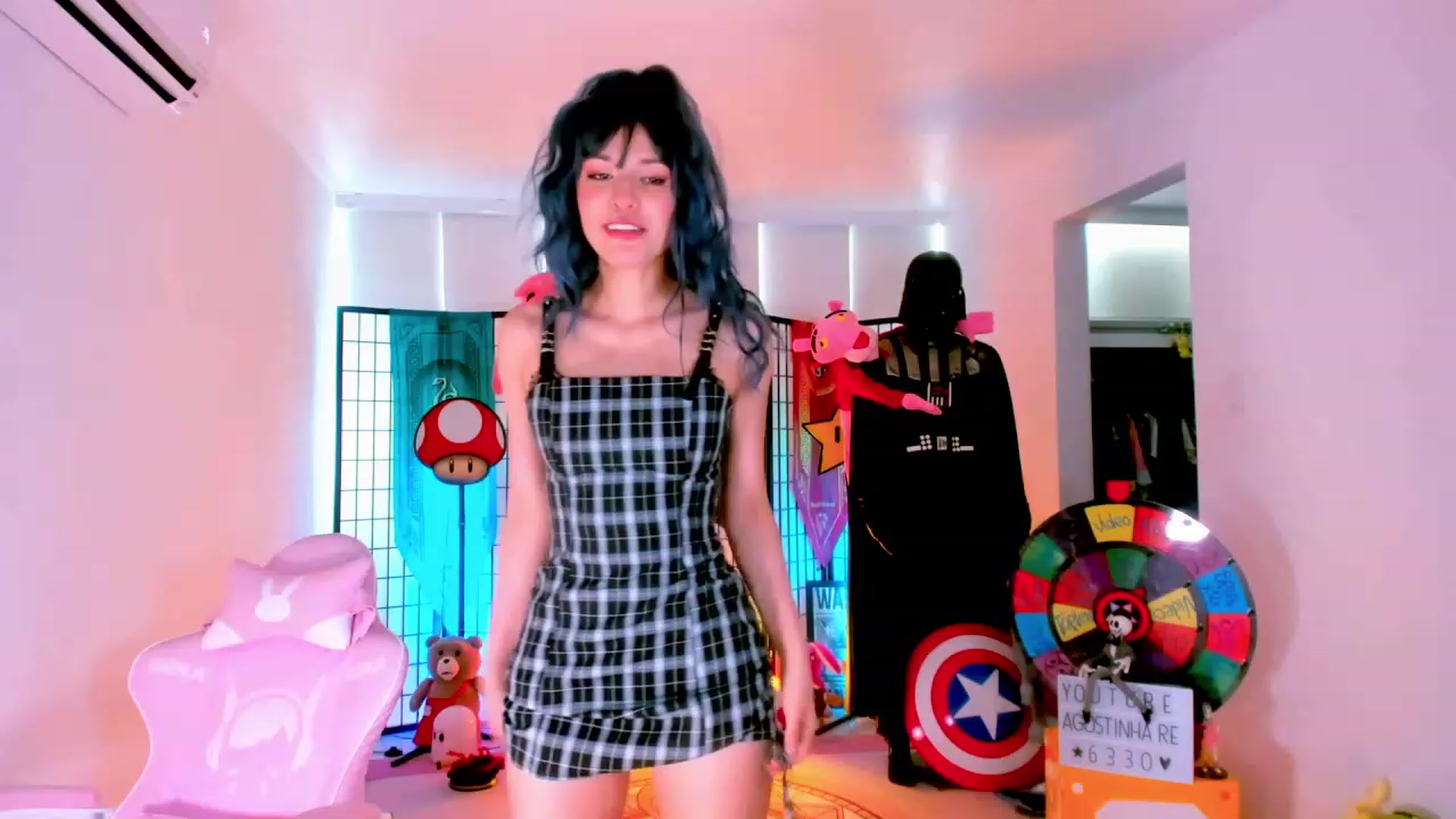 Gallery image thumbnail from Agostinha_Red's myfreecams stream on, 01/26/2023, 15:05 image 8 of 20