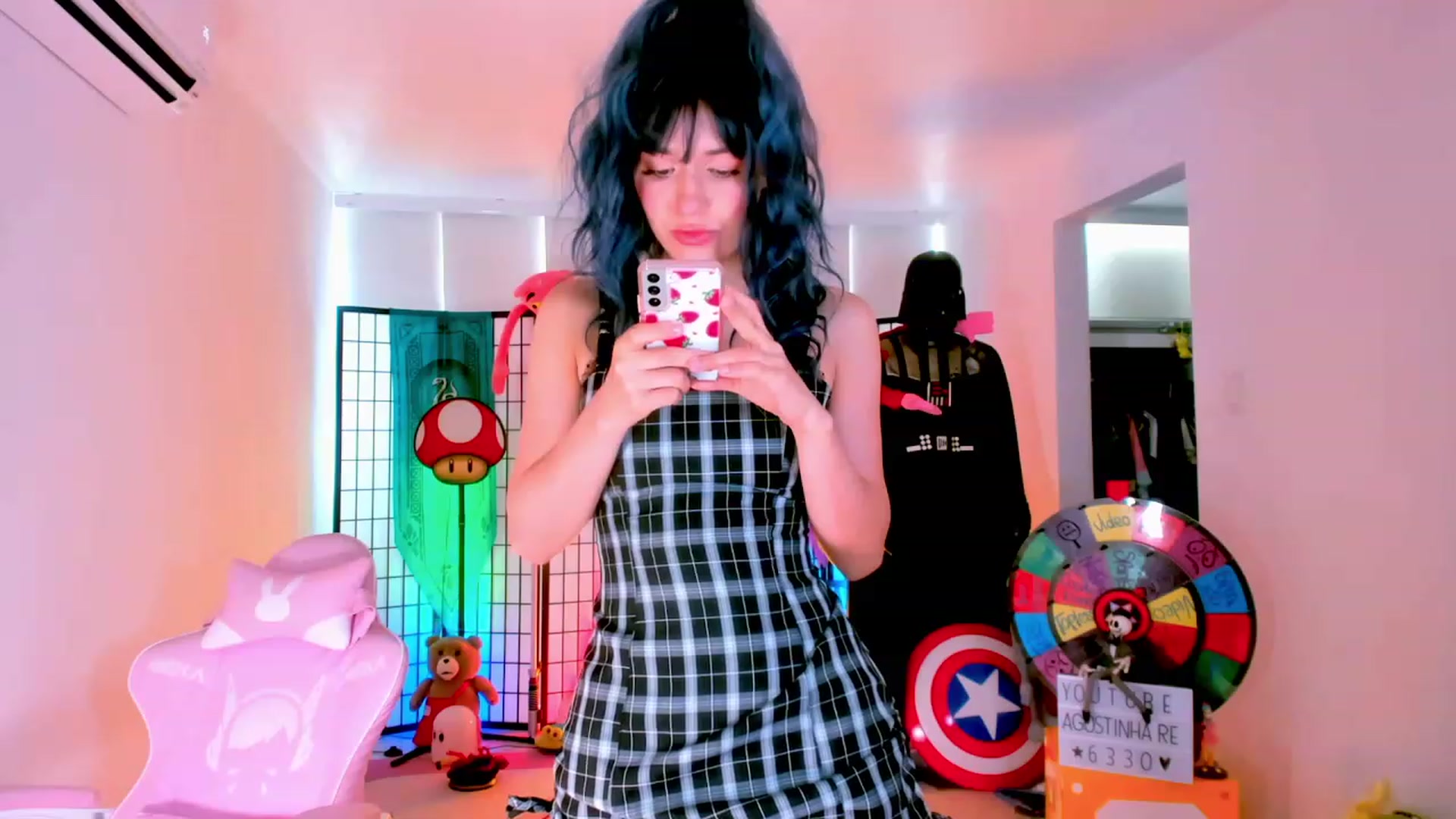Gallery image thumbnail from Agostinha_Red's myfreecams stream on, 01/26/2023, 15:05 image 11 of 20