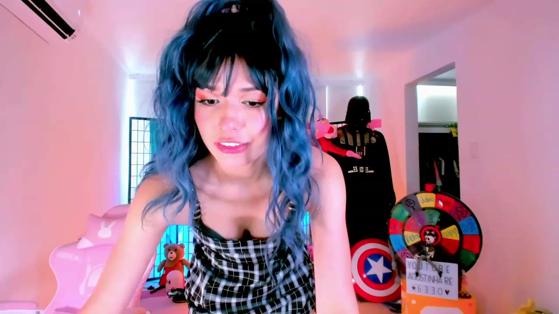 Gallery image thumbnail from Agostinha_Red's myfreecams stream on, 01/26/2023, 15:05 image 13 of 20