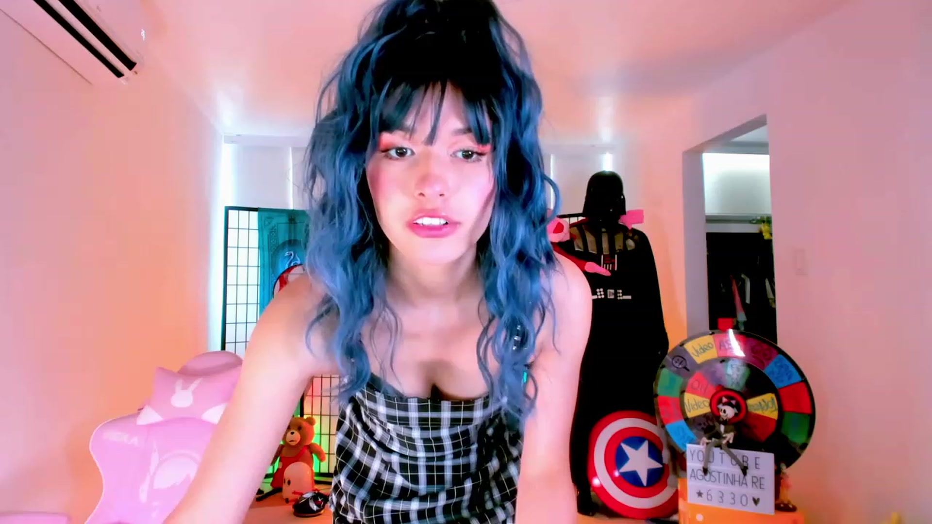 Gallery image thumbnail from Agostinha_Red's myfreecams stream on, 01/26/2023, 15:05 image 17 of 20